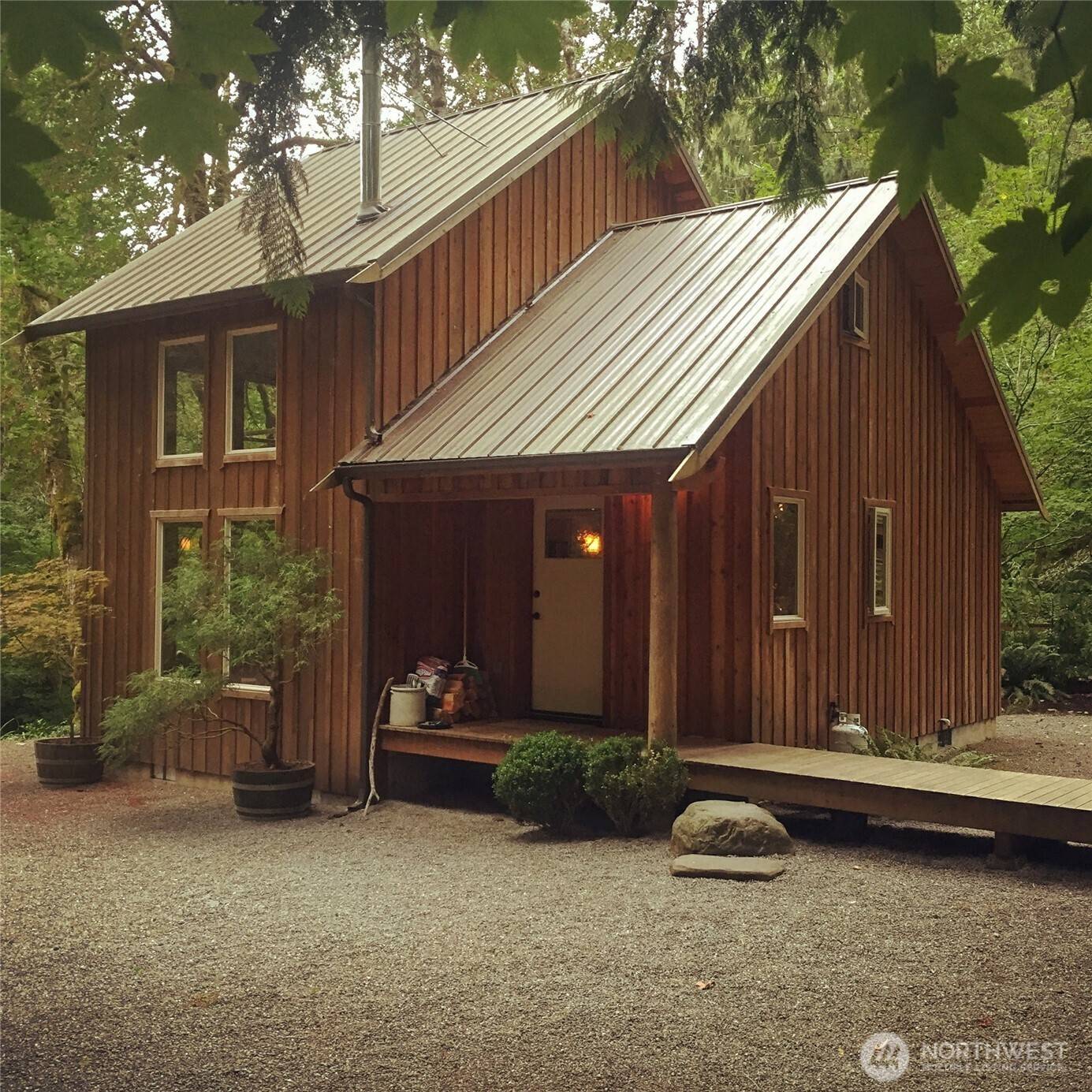 Quilcene, WA 98376,423 Lords Lake LOOP