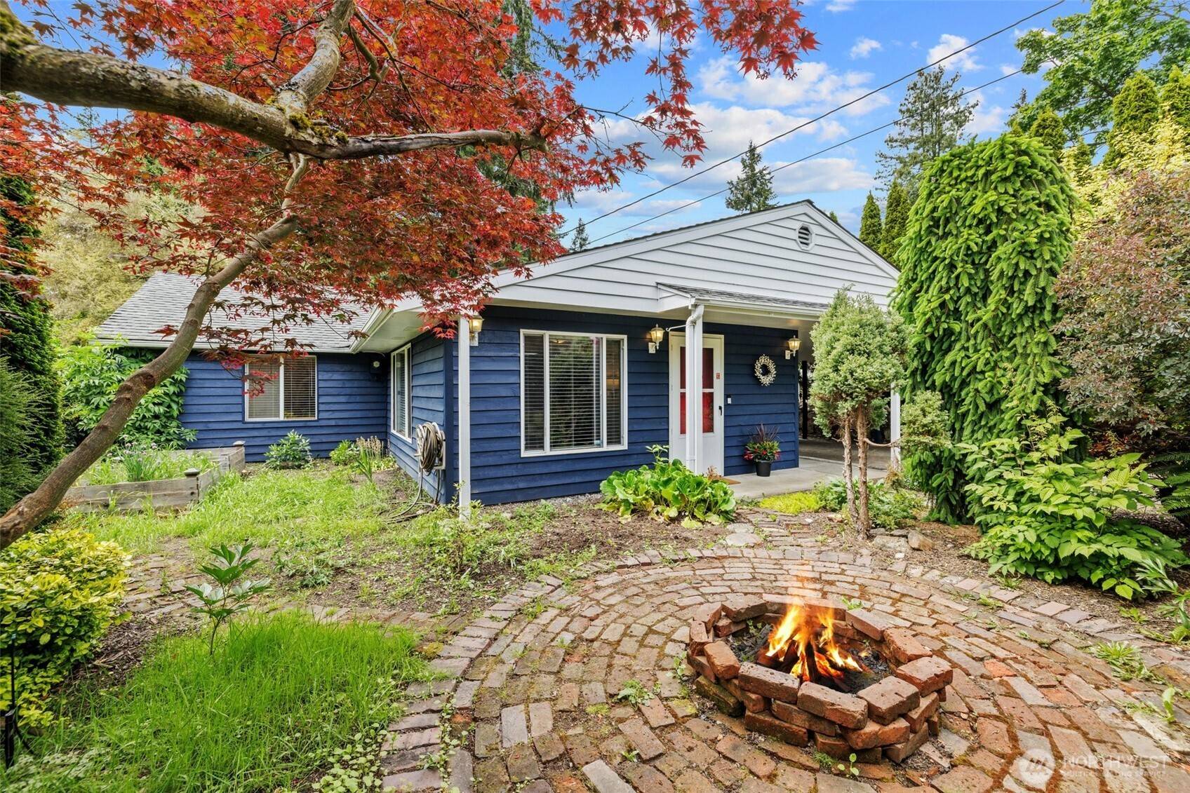 Mountlake Terrace, WA 98043,23006 54th AVE W