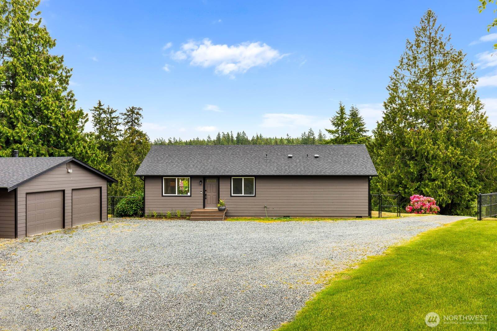 Stanwood, WA 98292,18622 Lakewood RD