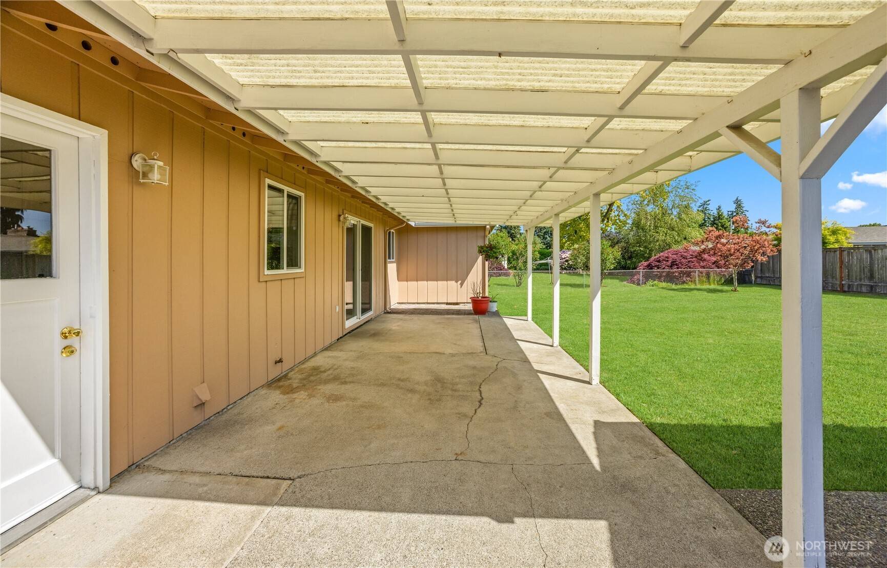 Puyallup, WA 98371,1013 21st ST NW