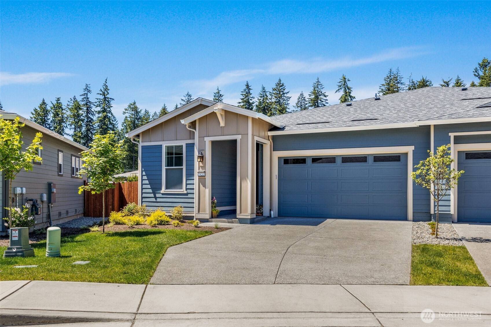 Black Diamond, WA 98010,29215 217th CT SE