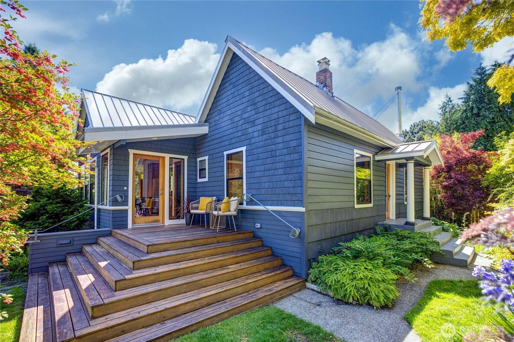 Seattle, WA 98115,336 NE 90th ST