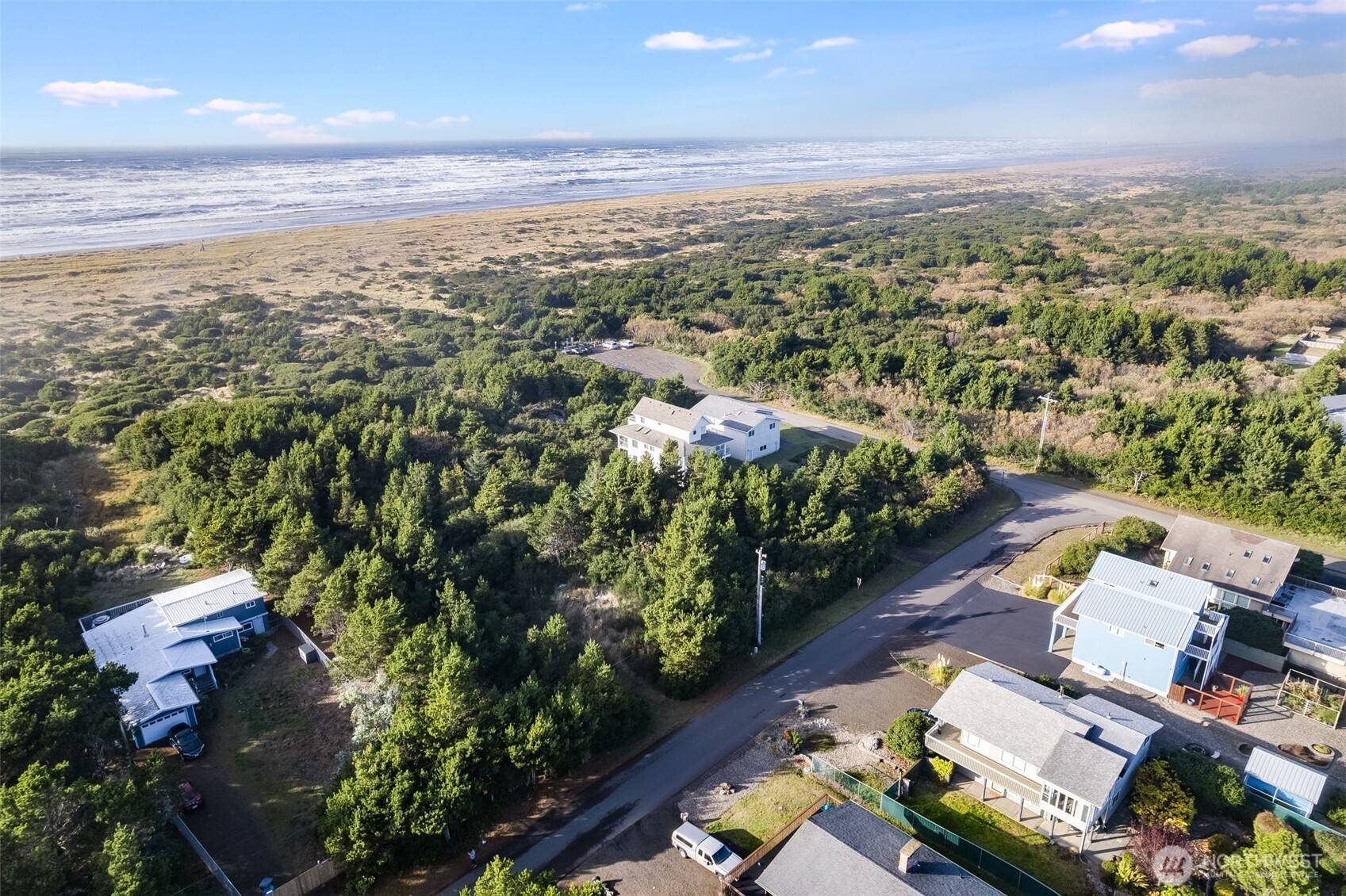 Ocean Shores, WA 98569,723 S Sand Dune AVE SW