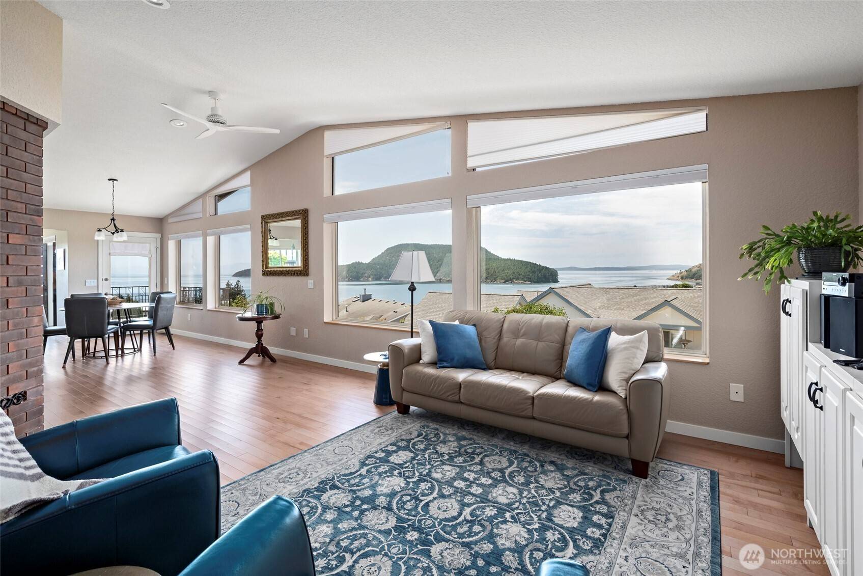 Anacortes, WA 98221,4911 Heather DR
