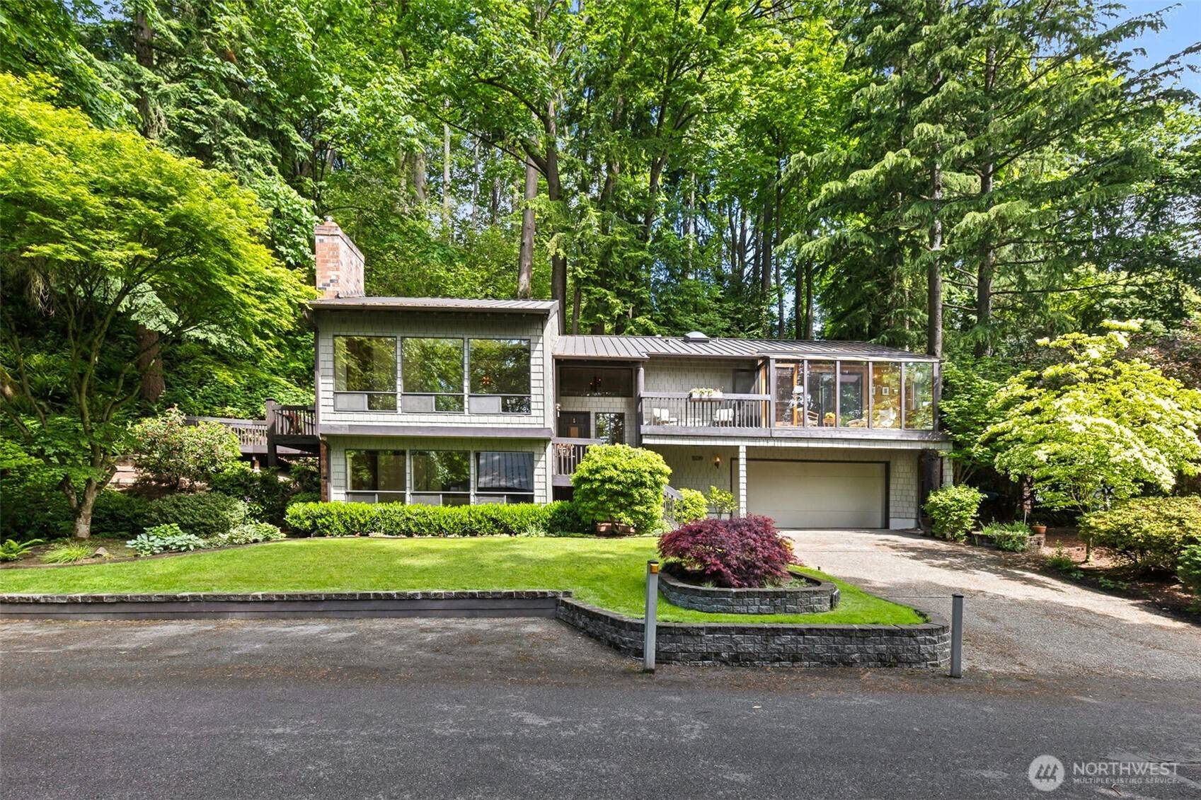 Mercer Island, WA 98040,5019 E Mercer WAY
