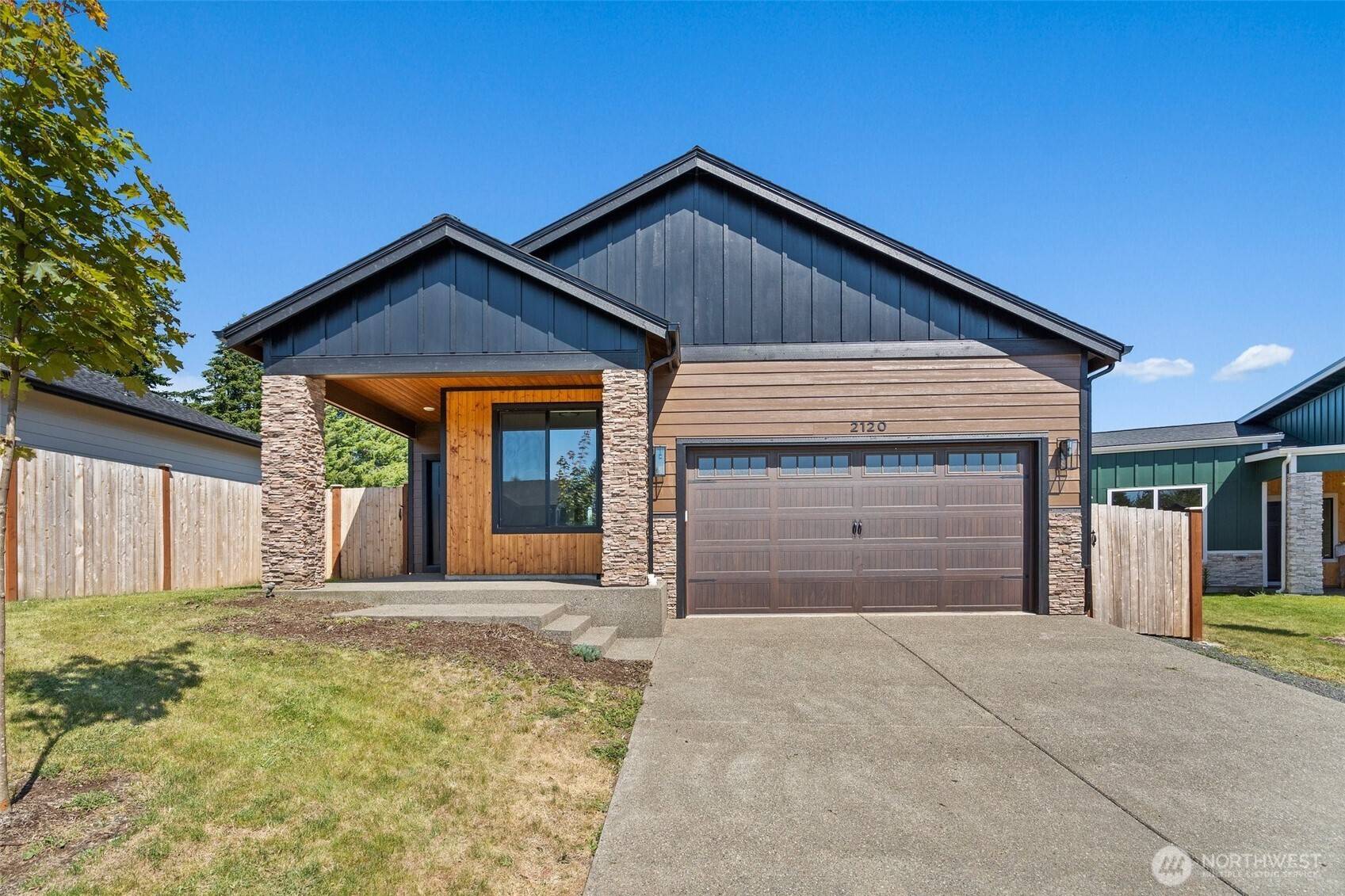 Winlock, WA 98596,2120 Hawks View LN