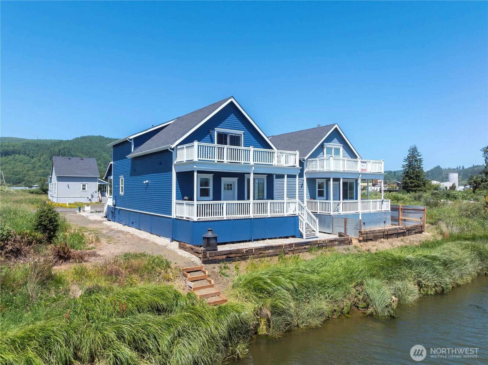 Raymond, WA 98577,345 Island LN