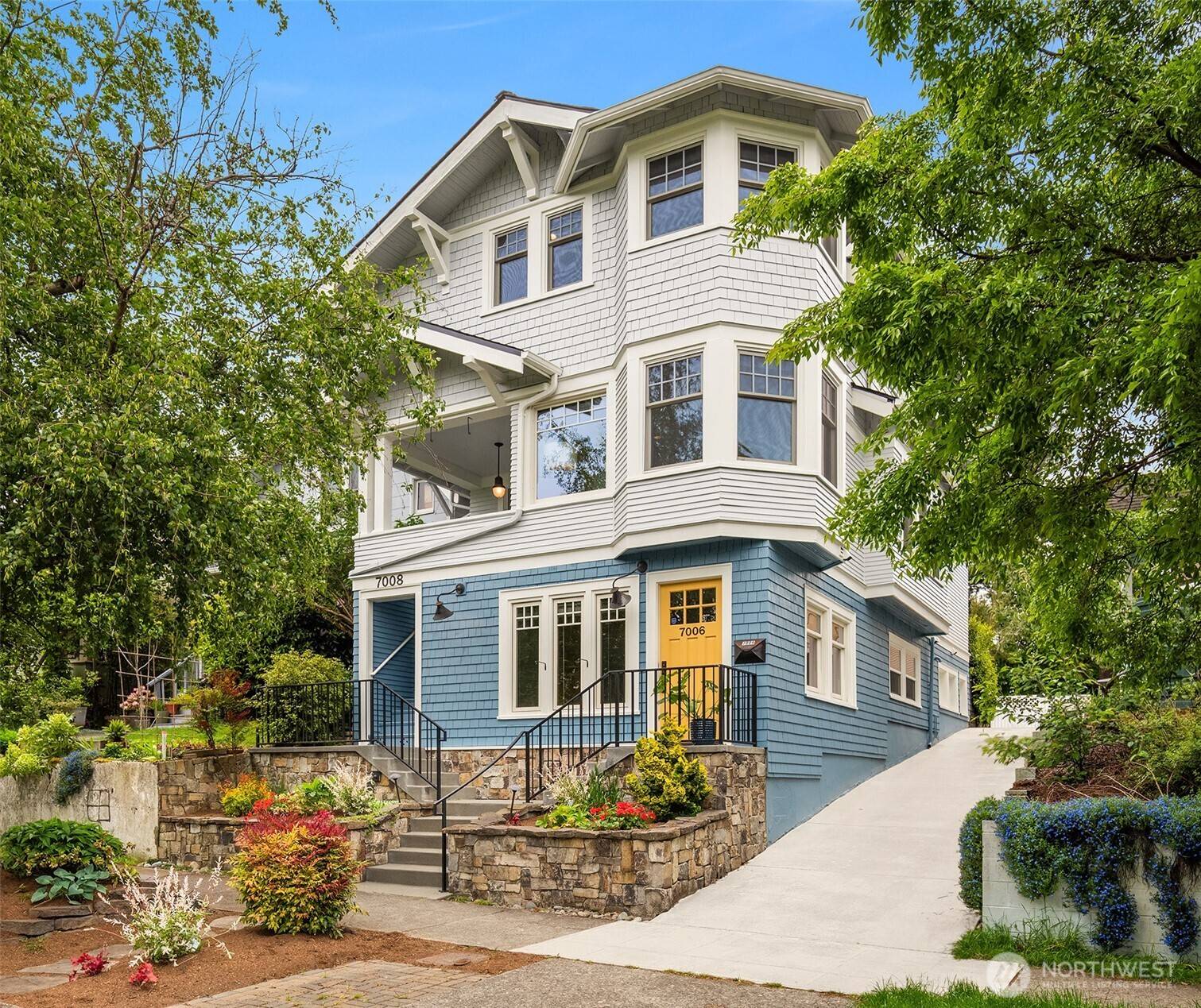 Seattle, WA 98117,7008 6th AVE NW