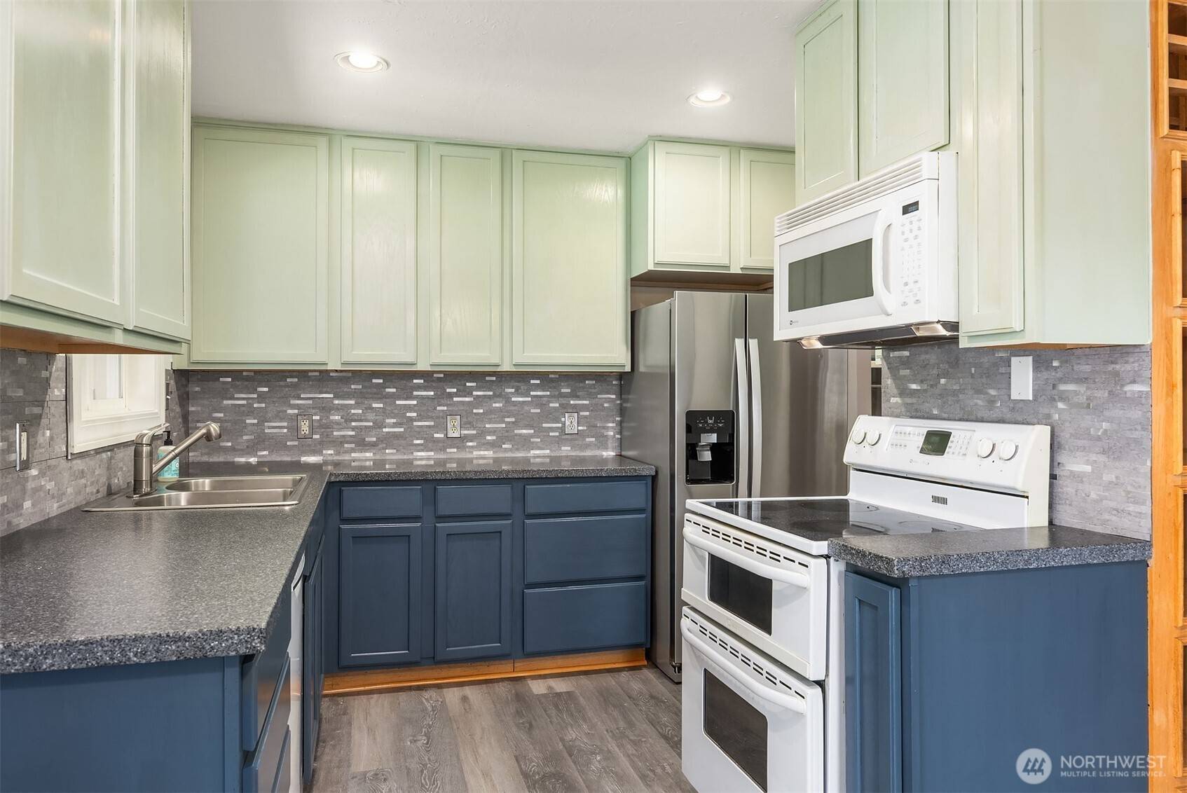 Everett, WA 98201,1010 E Marine View DR