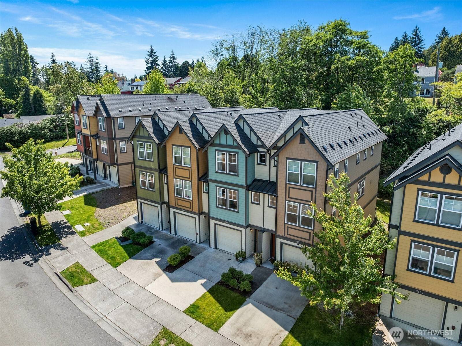 Seattle, WA 98106,7165 27th AVE SW