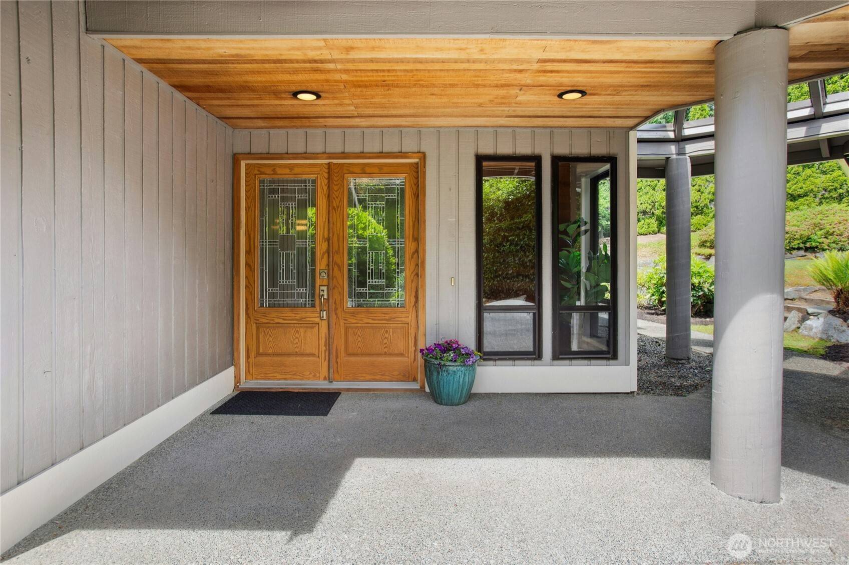 Sammamish, WA 98075,19306 SE 21st ST