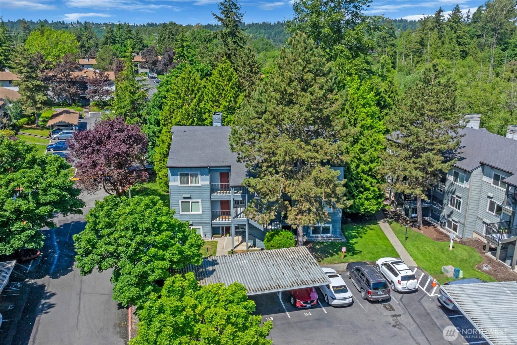 Kirkland, WA 98034,11102 NE 125th LN #K136