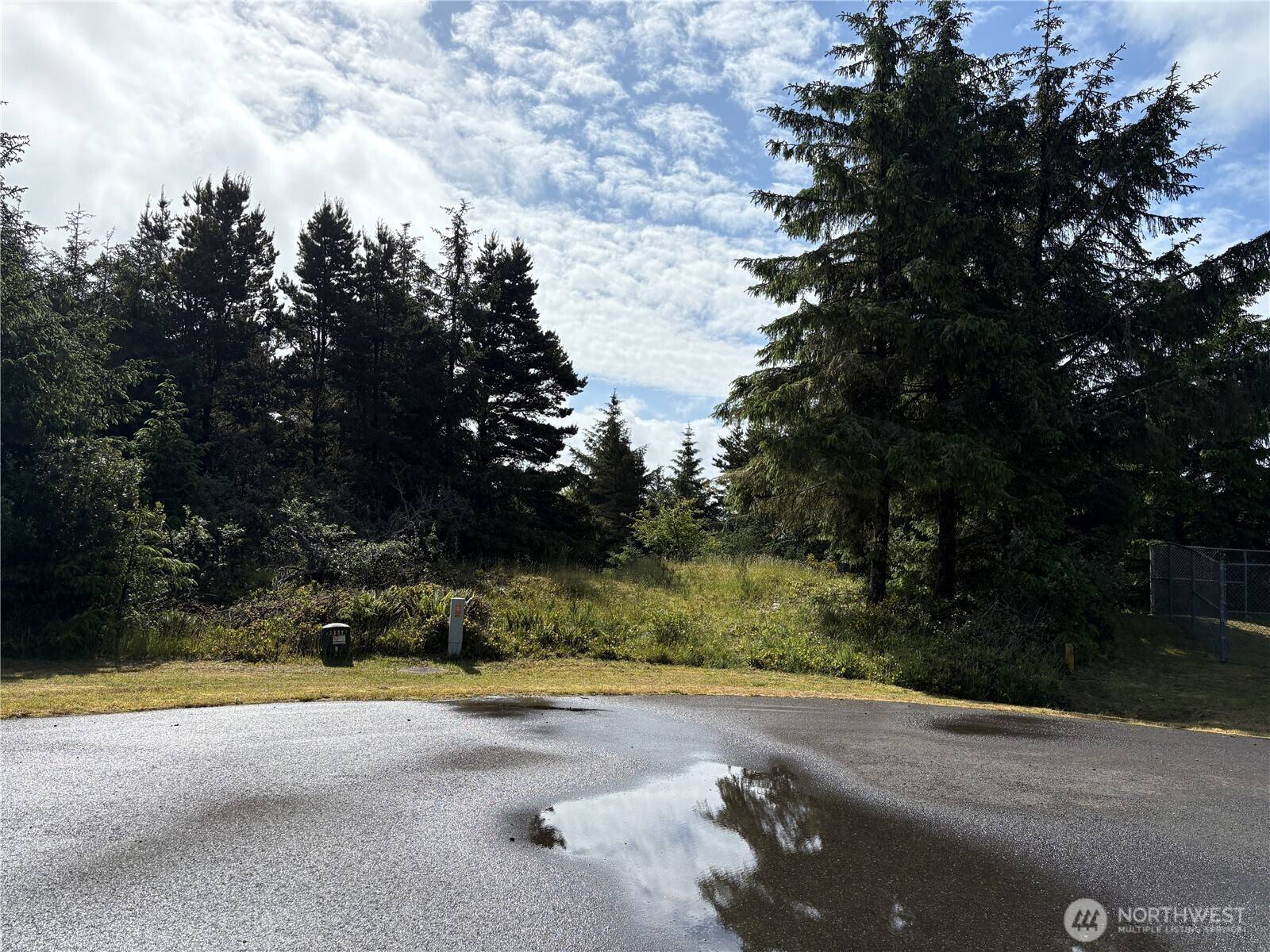 Ocean Shores, WA 98569,923 Beachcomber CT SW