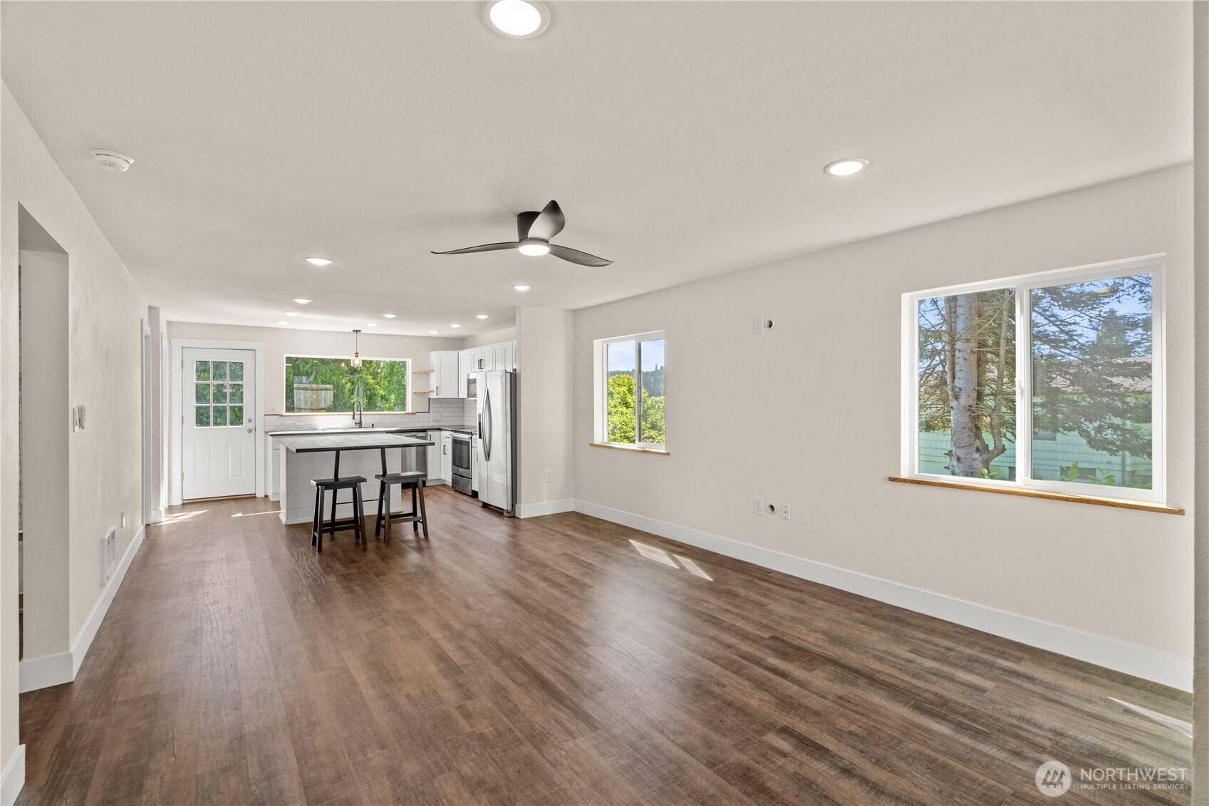 Aberdeen, WA 98520,2736 Riverview DR
