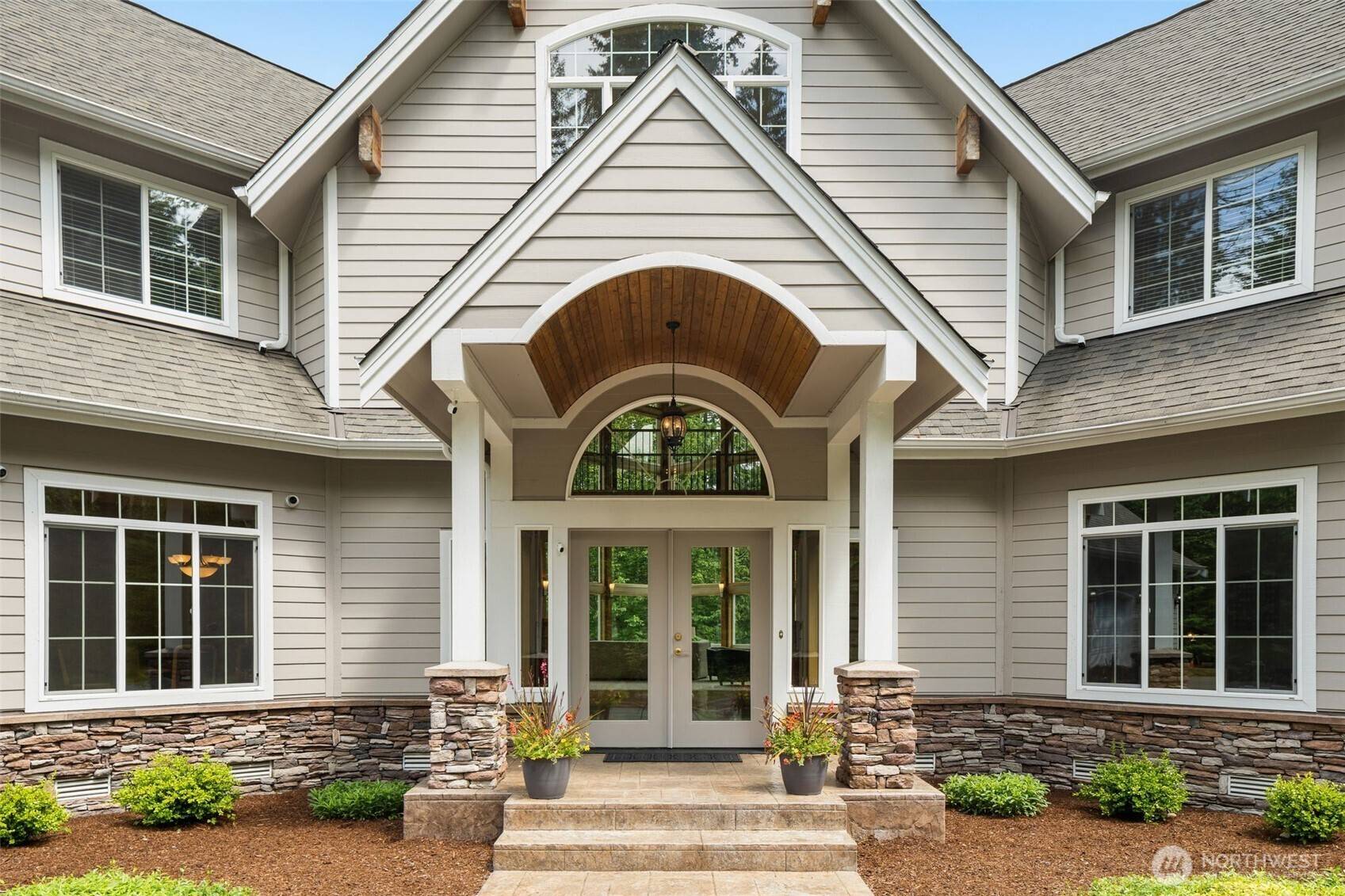 Issaquah, WA 98027,19703 SE 128th WAY