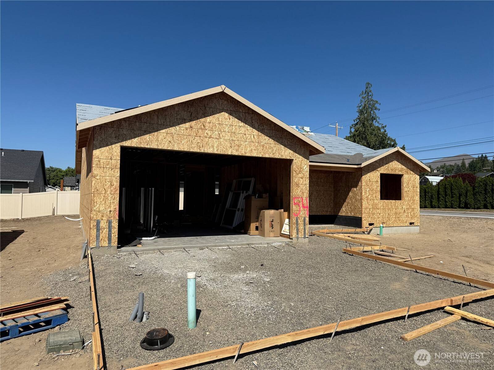 Wenatchee, WA 98801,10 Salmon DR