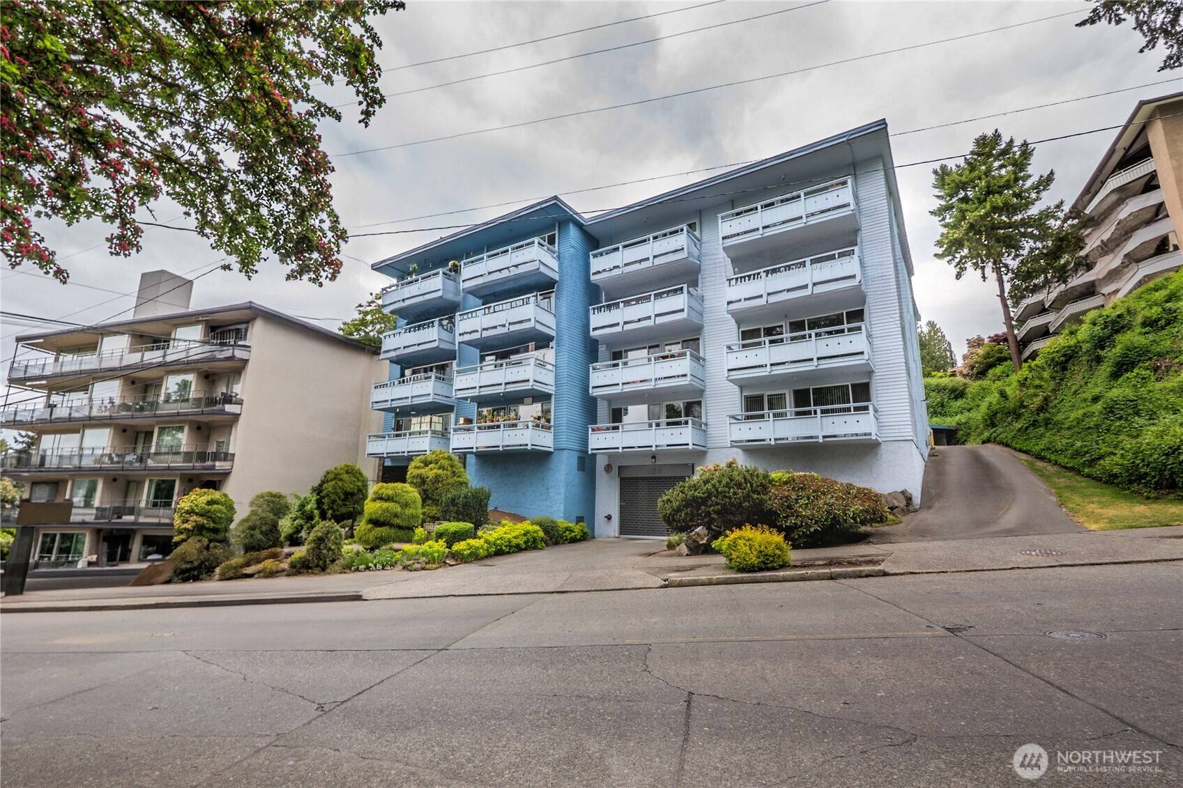 Seattle, WA 98136,7060 Lincoln Park WAY S