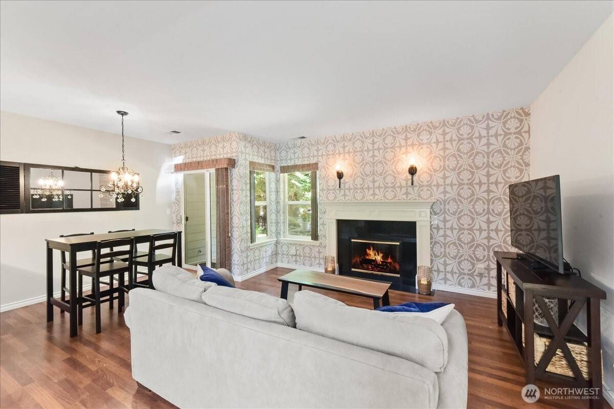 Mukilteo, WA 98275,5621 N Grove DR #4