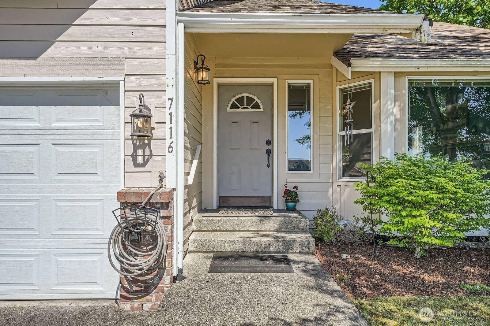 Spanaway, WA 98387,7116 193rd ST E
