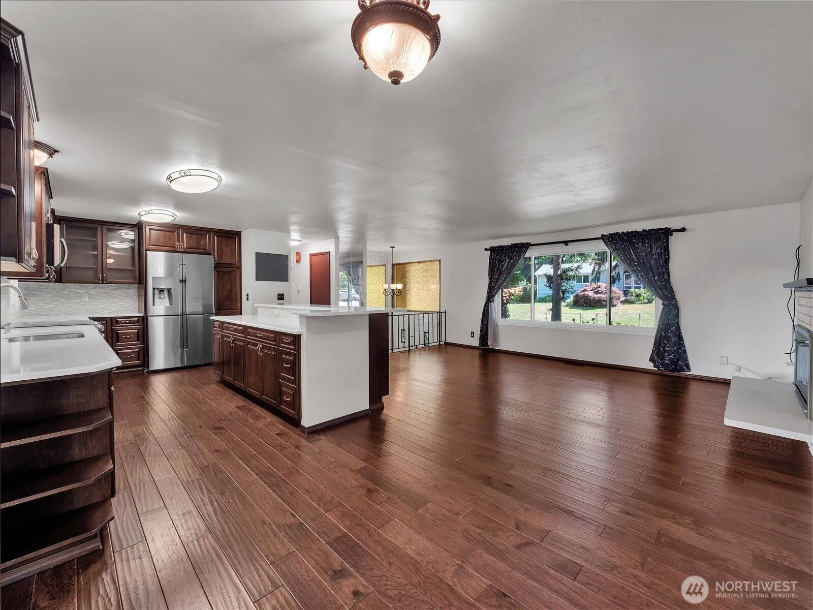 Bothell, WA 98021,713 220th ST SW
