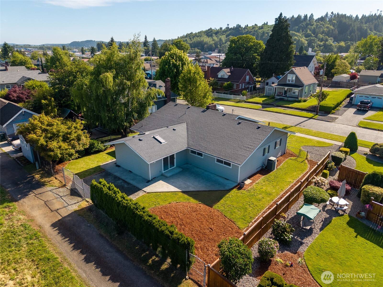 Chehalis, WA 98532,659 NW New York AVE