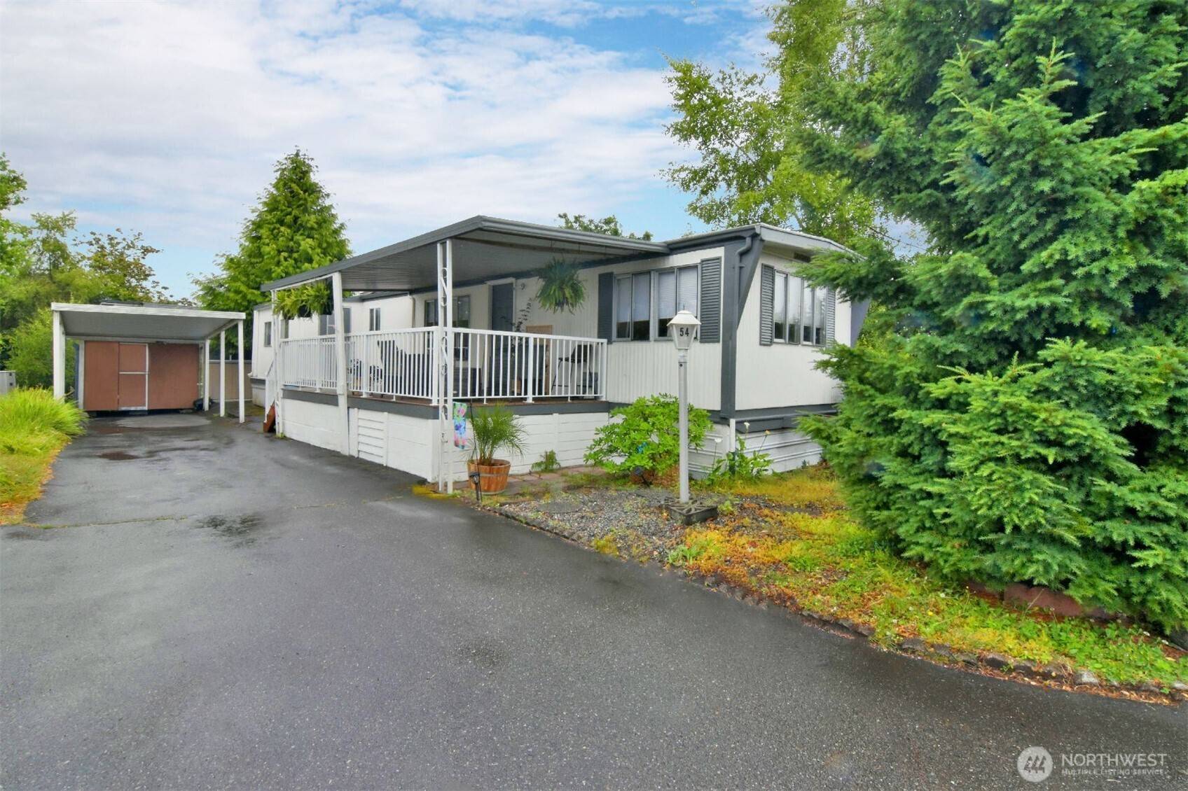 Everett, WA 98204,13320 Highway 99 #54