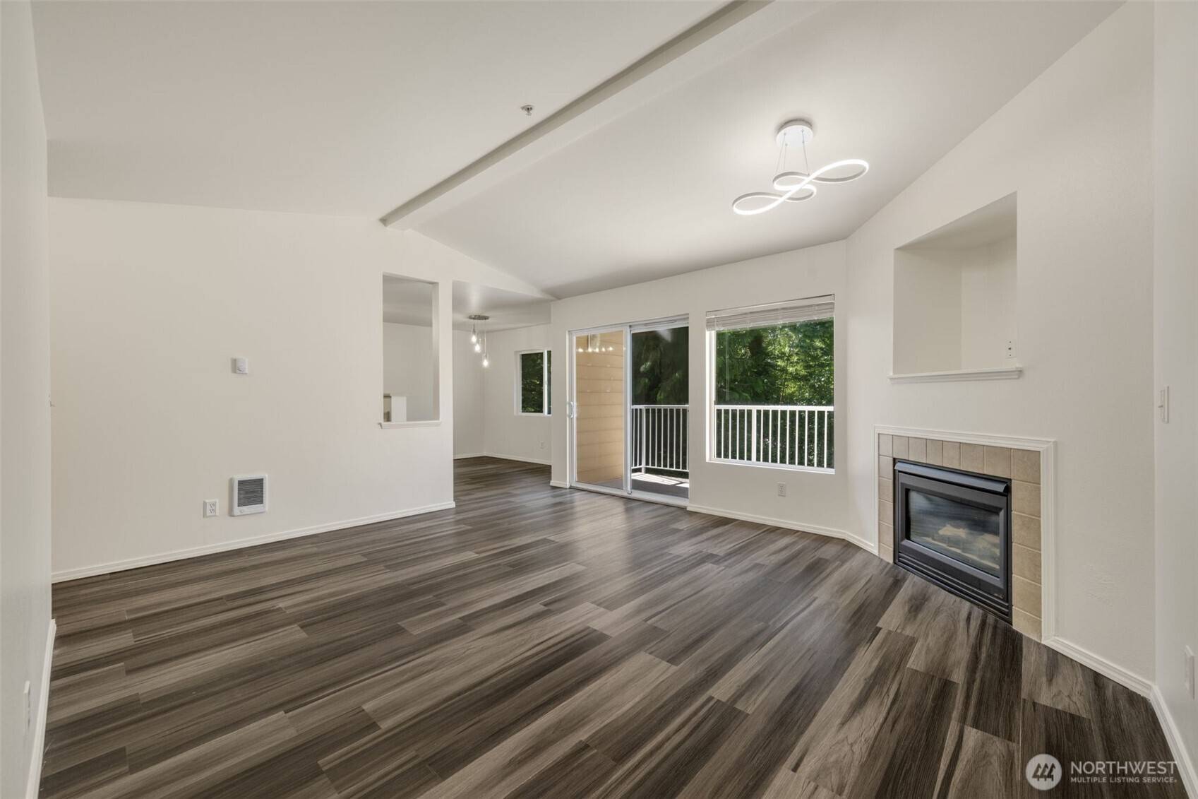 Sammamish, WA 98074,710 240th WAY SE #J302