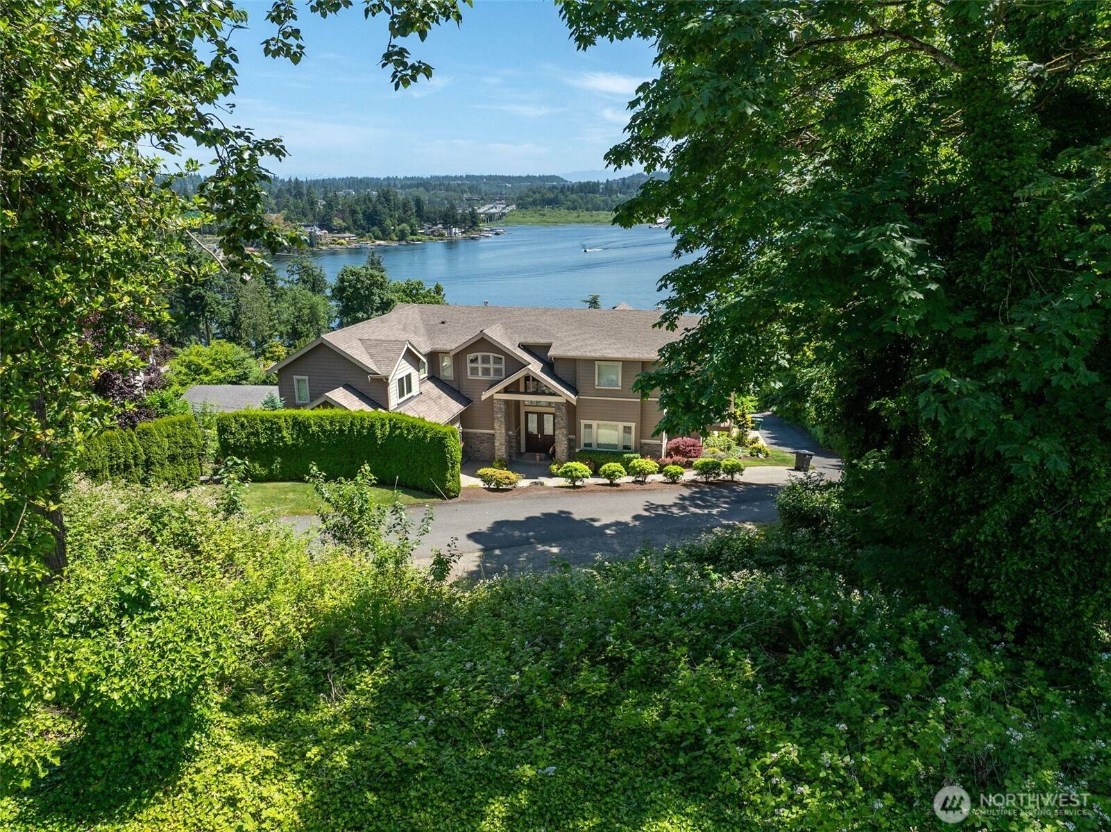 Mercer Island, WA 98040,0 99XX SE 38th ST