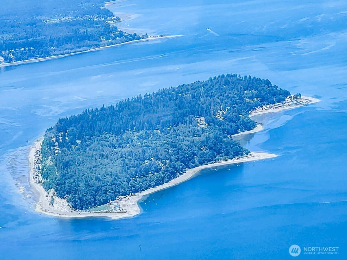 Hat Island, WA 98206,3 Gedney Way ST
