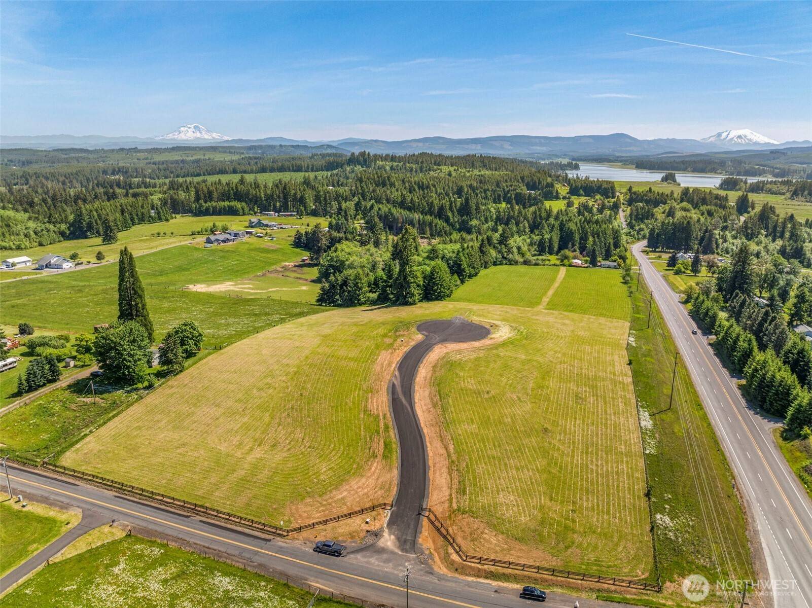 Castle Rock, WA 98611,161 Cooper Hill CT