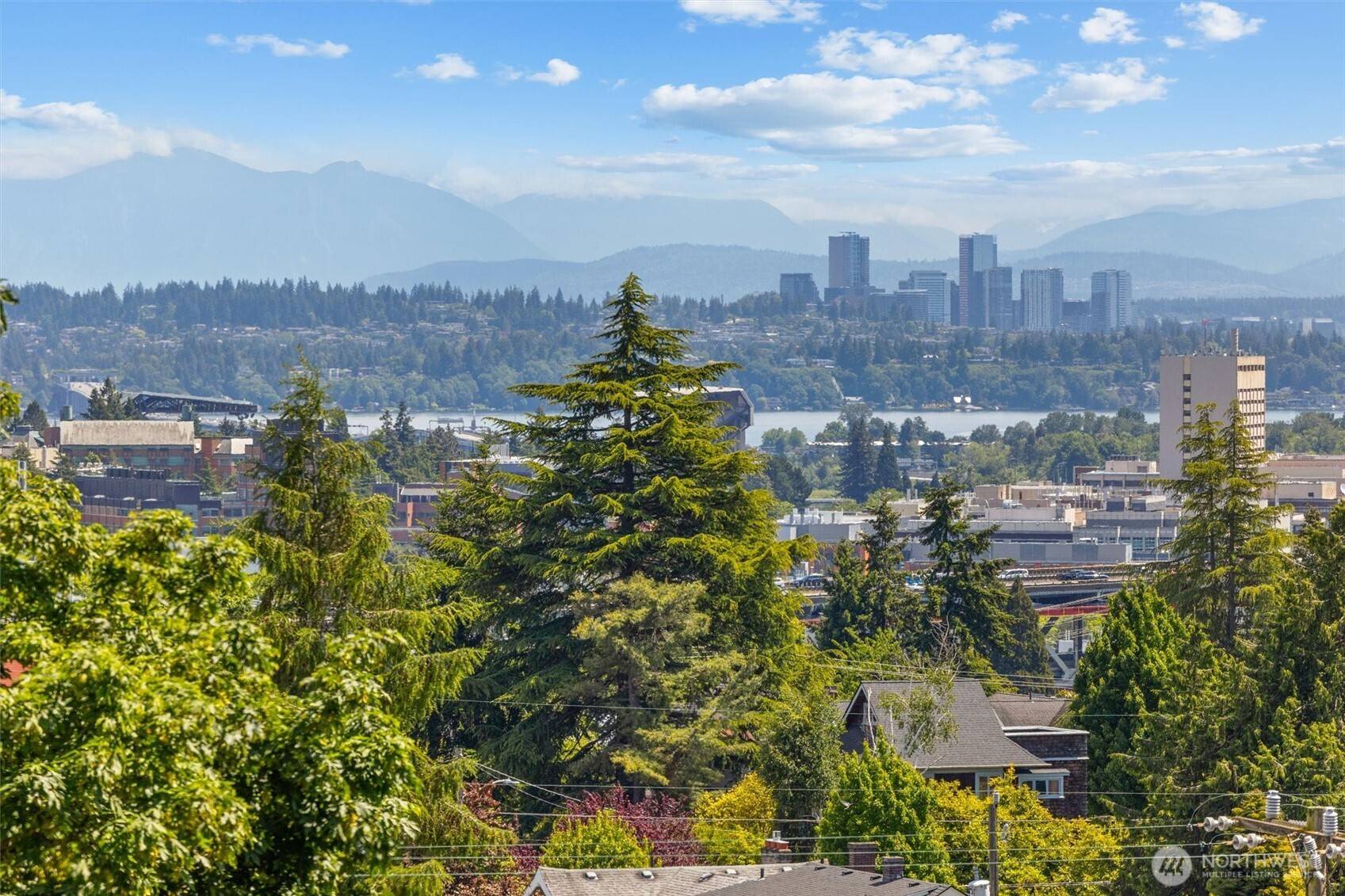 Seattle, WA 98103,4232 Burke AVE N