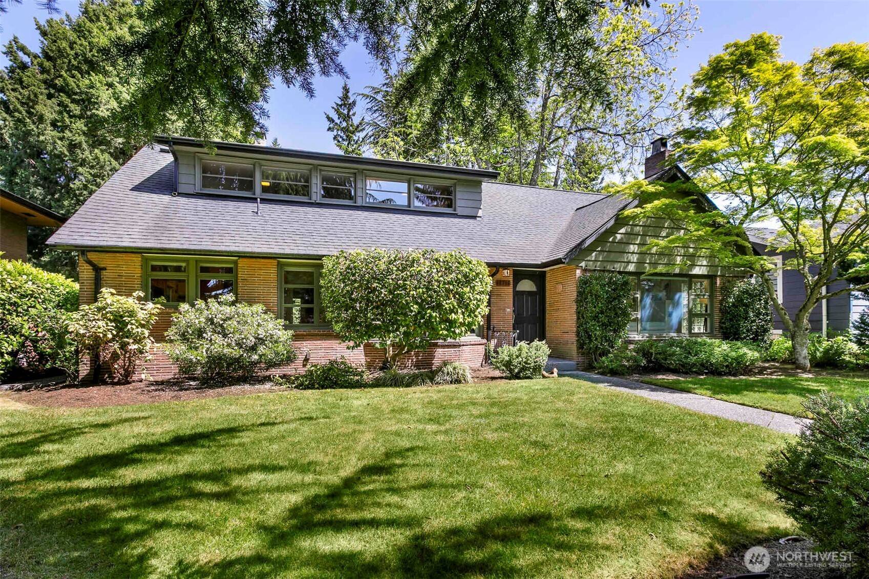 Seattle, WA 98177,12716 6th AVE NW