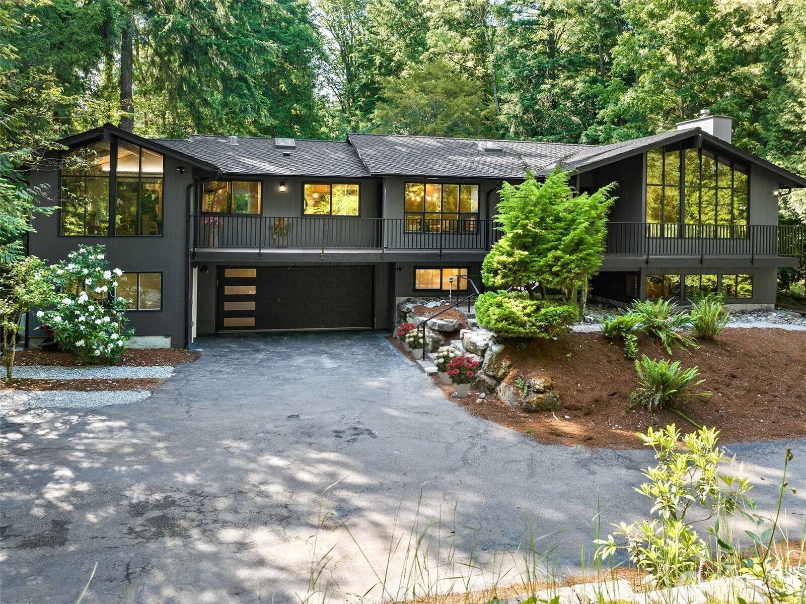 Mercer Island, WA 98040,6423 E Mercer WAY