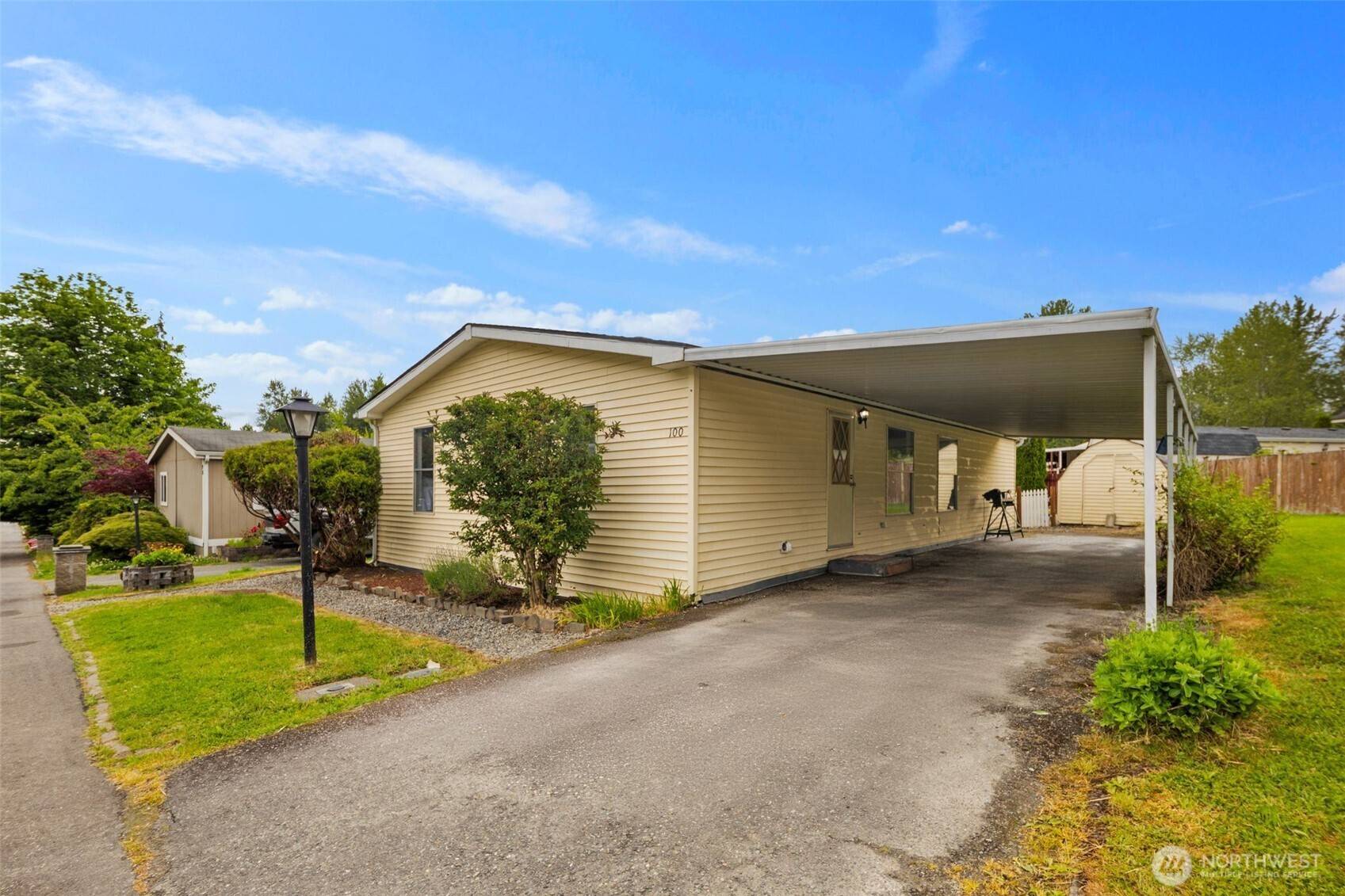 Duvall, WA 98019,28000 NE 142nd PL #100