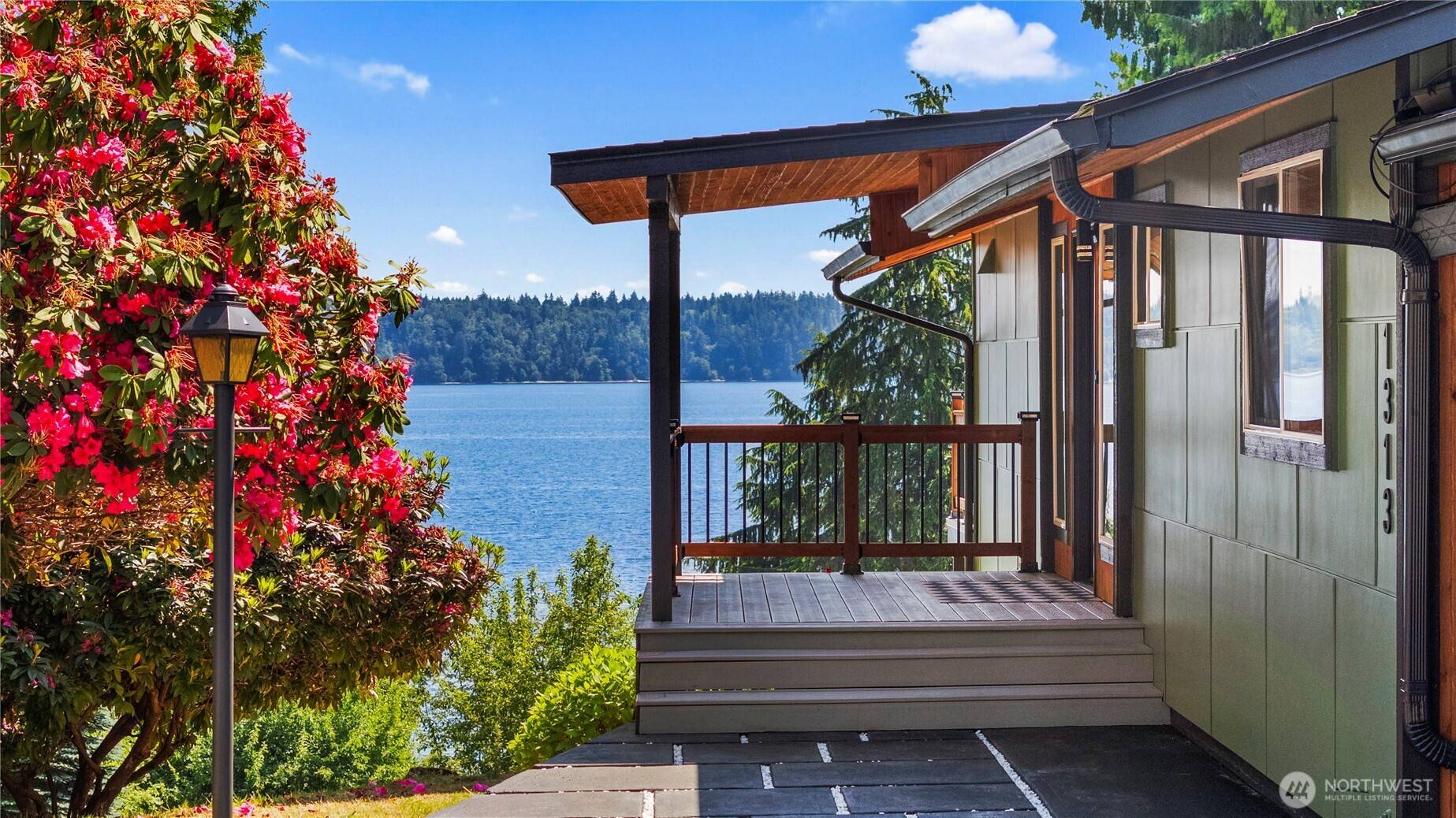 Port Orchard, WA 98366,1313 Colchester DR SE