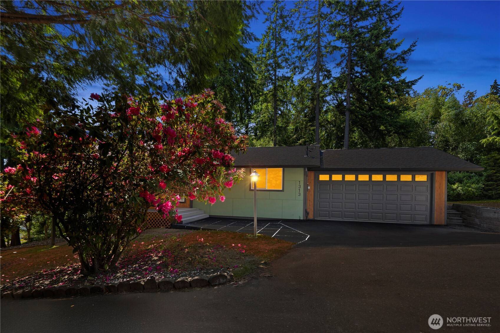 Port Orchard, WA 98366,1313 Colchester DR SE