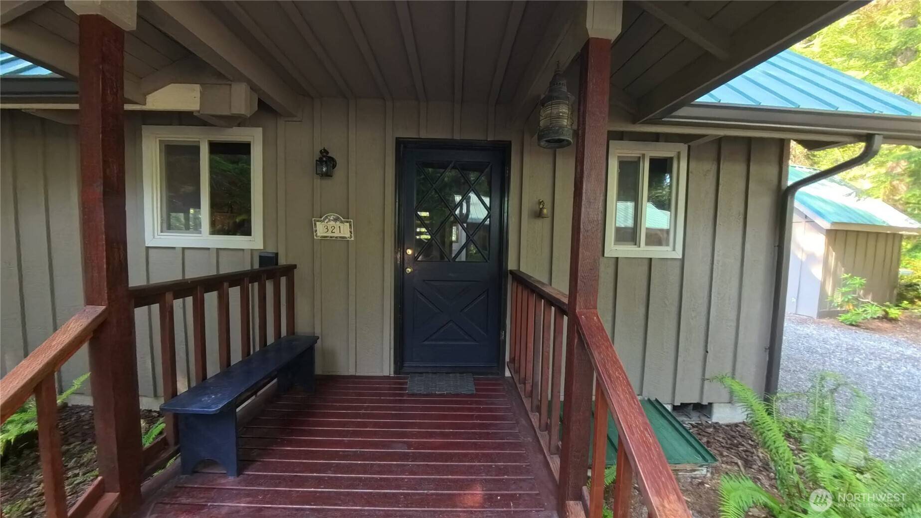 Lilliwaup, WA 98555,321 N Lake Surf DR