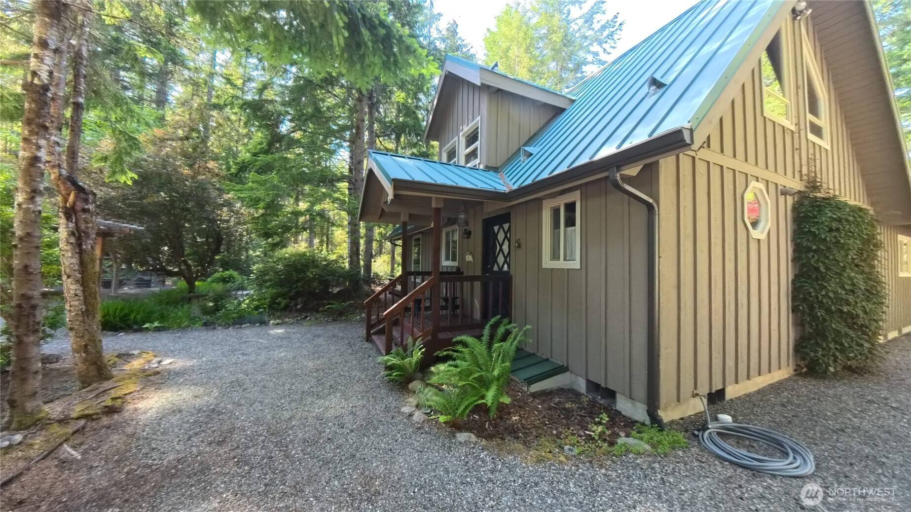 Lilliwaup, WA 98555,321 N Lake Surf DR