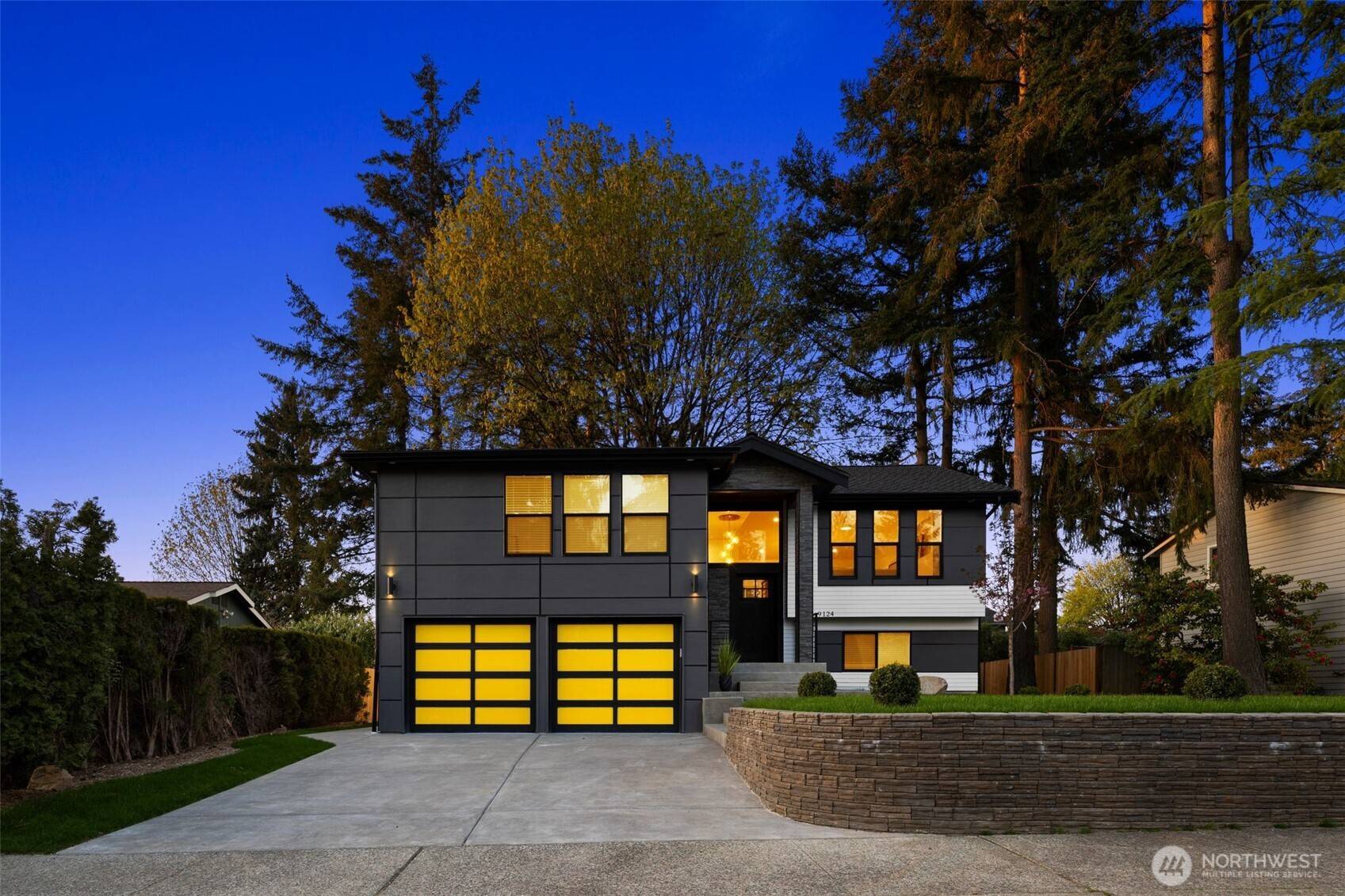 Kirkland, WA 98034,9124 NE 139th ST