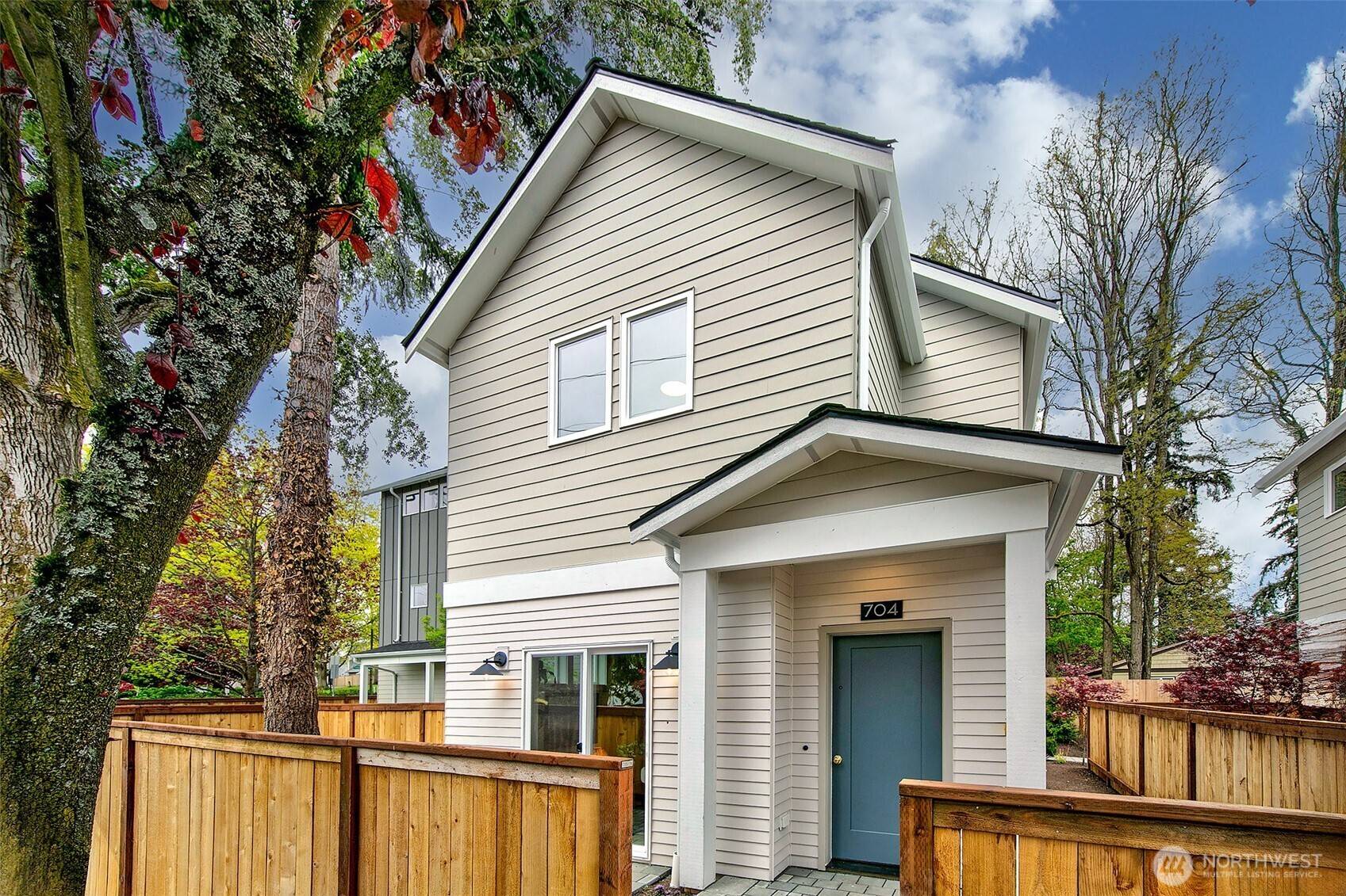 Seattle, WA 98133,704 N 107th ST