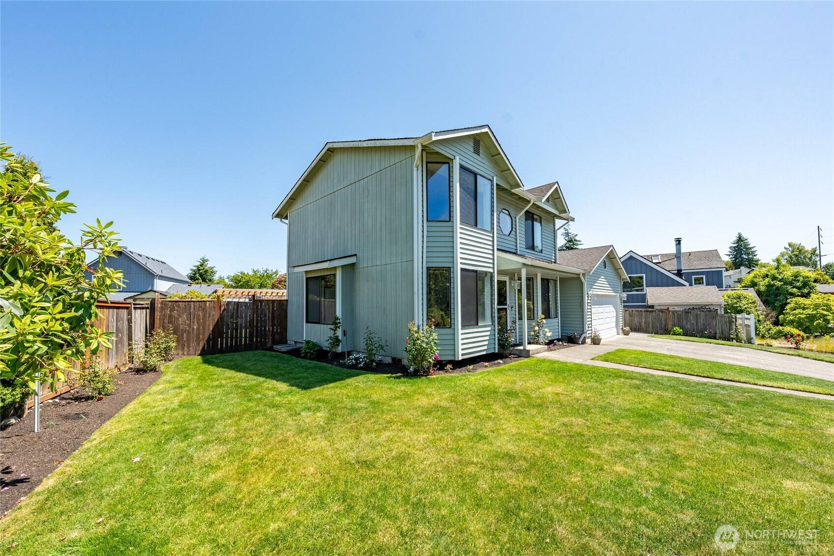 Tacoma, WA 98422,3717 Inverness DR NE