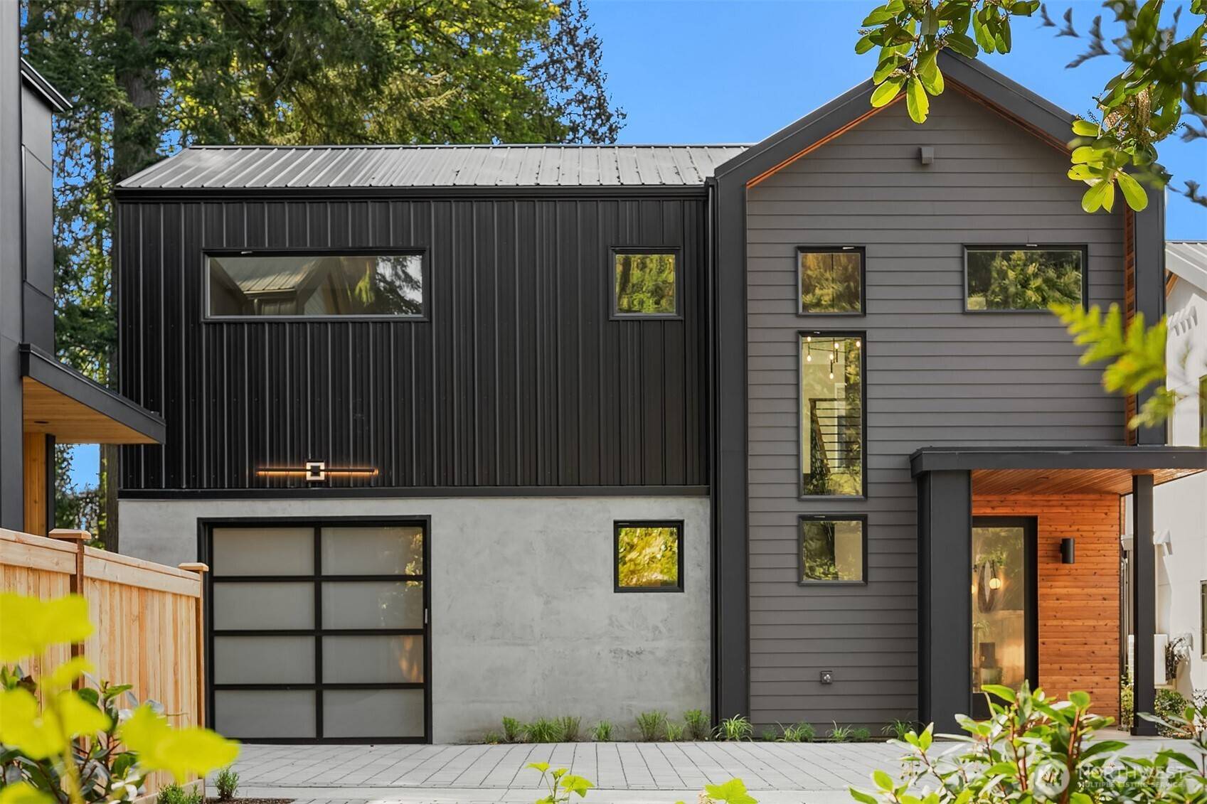 Kirkland, WA 98033,12245 NE 66TH ST