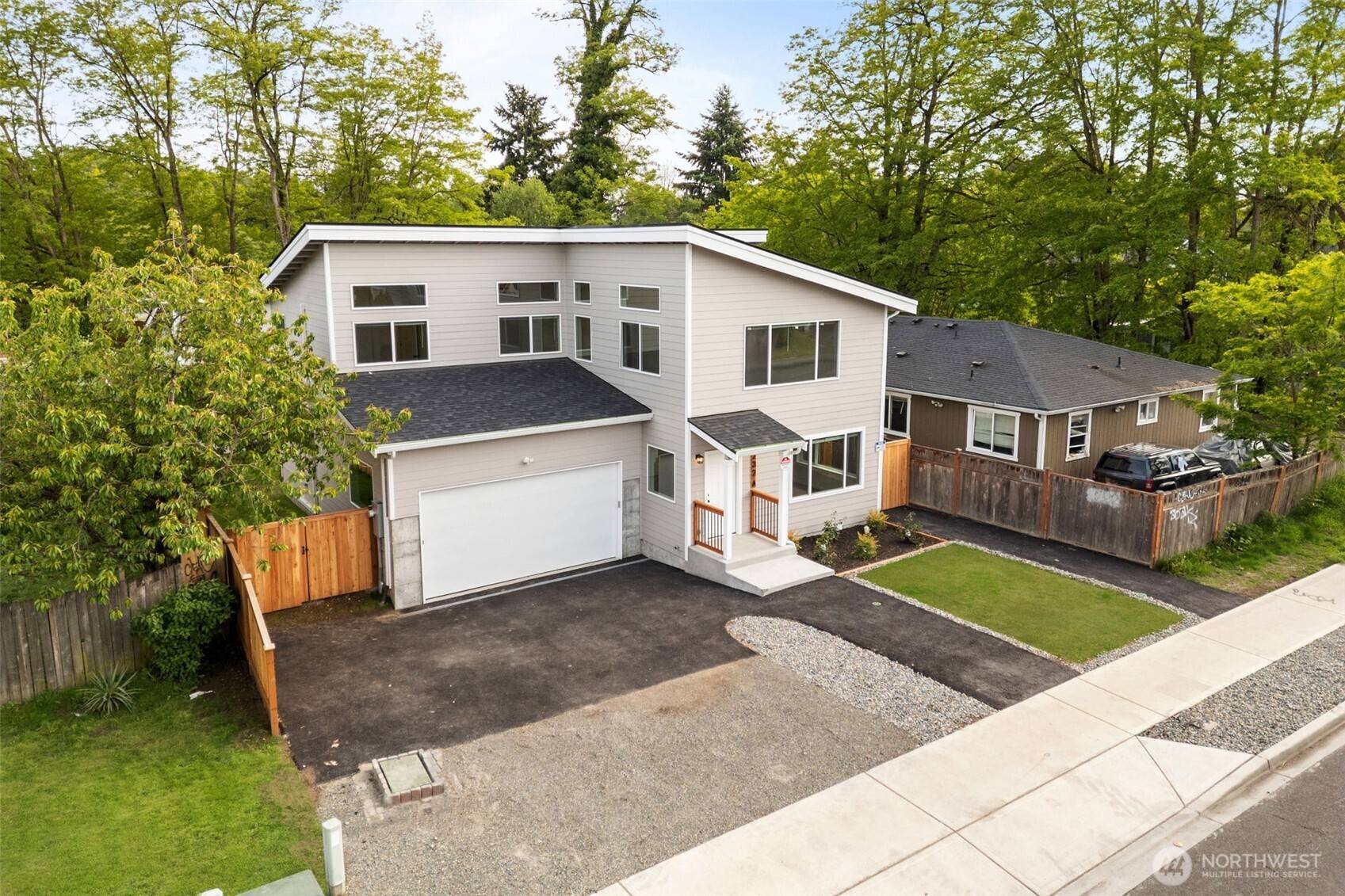 Tacoma, WA 98404,232 E 72nd ST