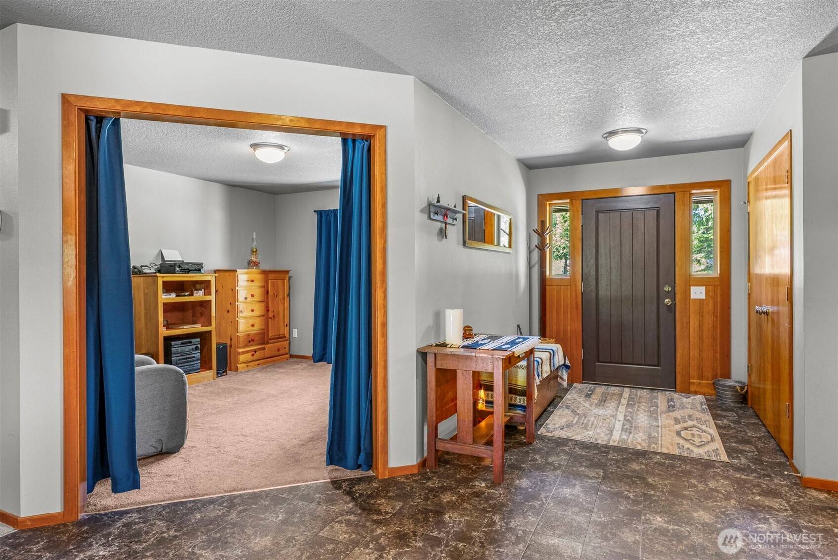 Castle Rock, WA 98611,175 Elwood RD
