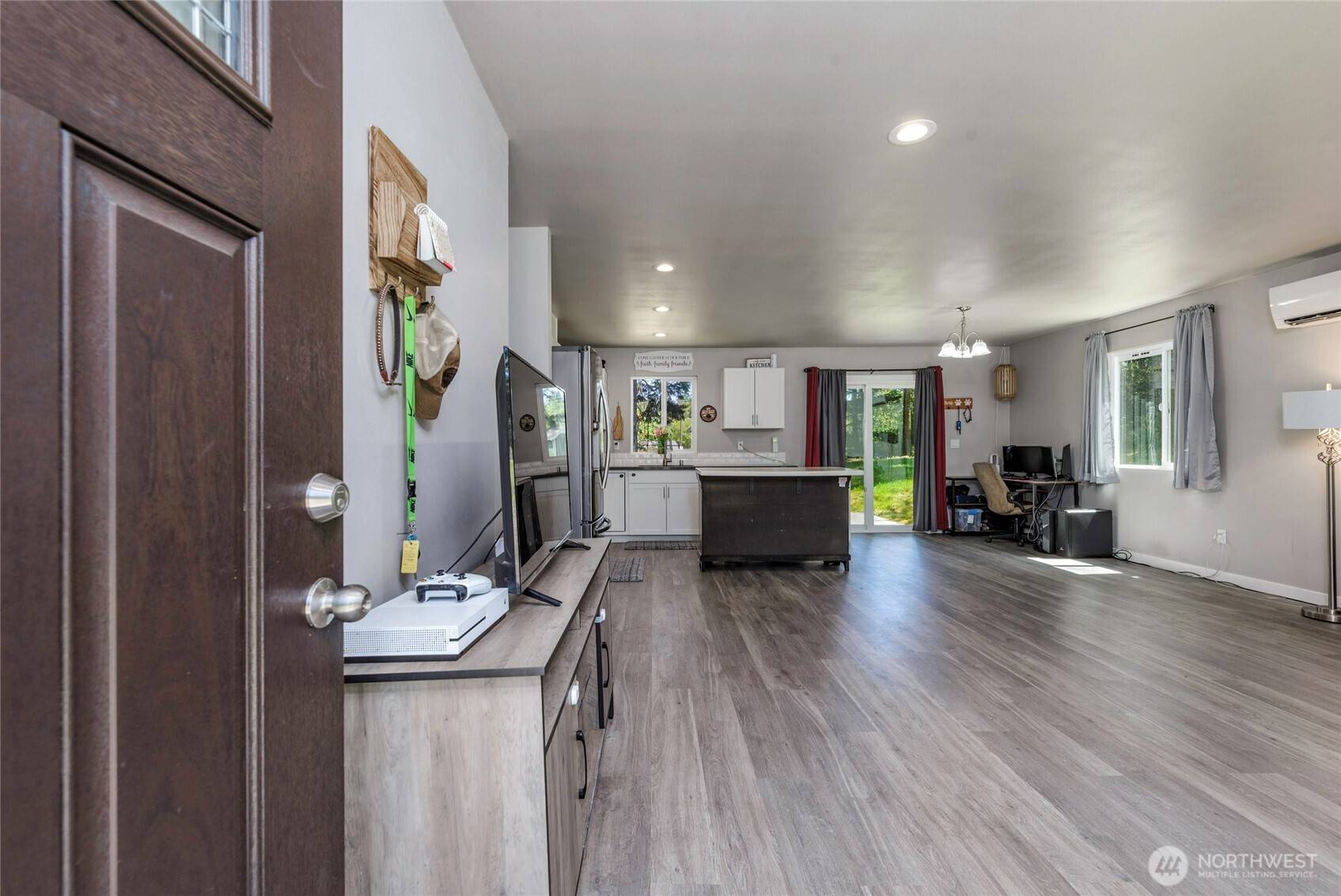 Shelton, WA 98584,330 E Road of Tralee