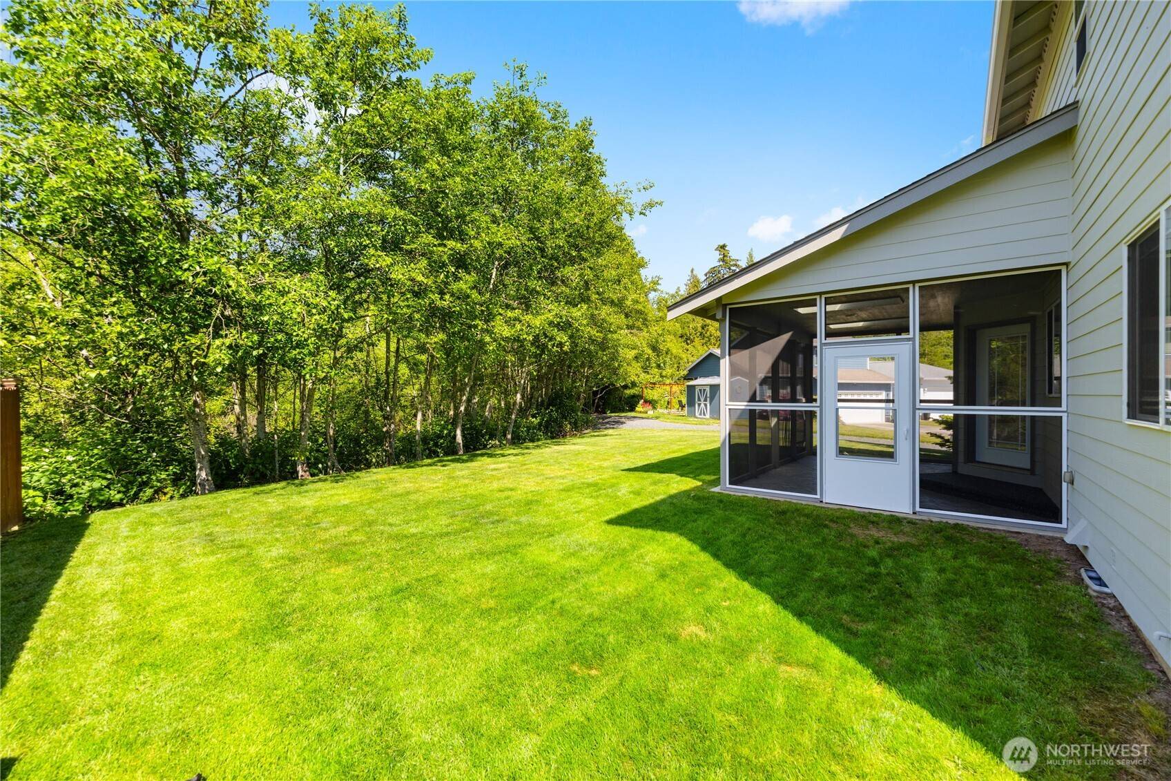 Blaine, WA 98230,4424 Windlass LN