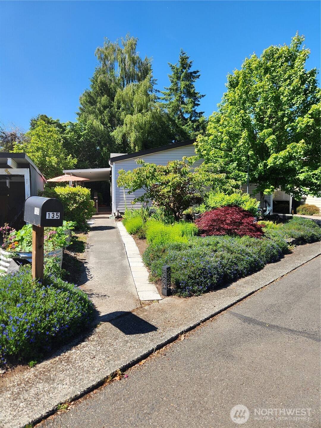 Tumwater, WA 98512,930 Trosper RD #135