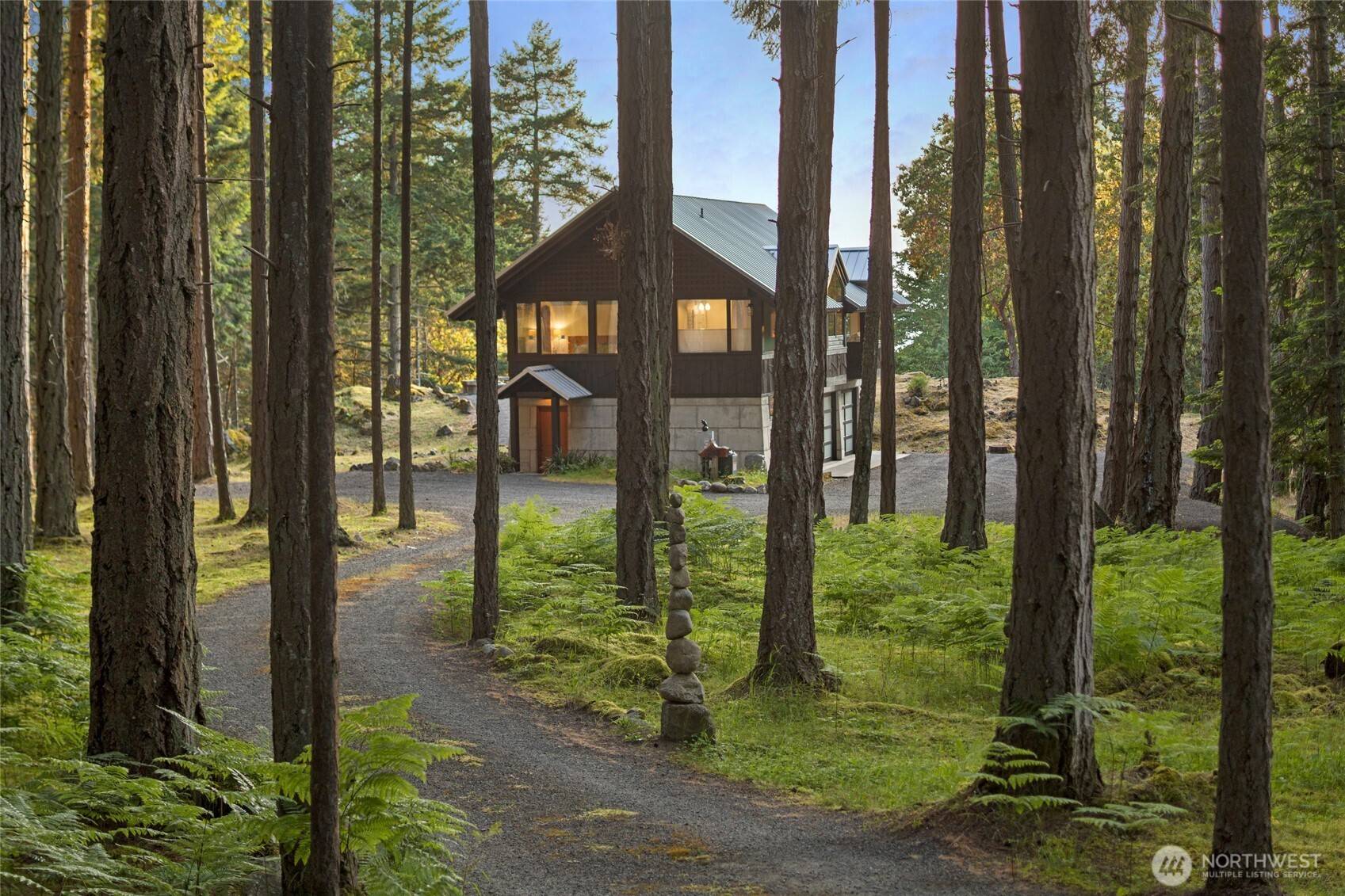 Friday Harbor, WA 98250,815 Carefree WAY
