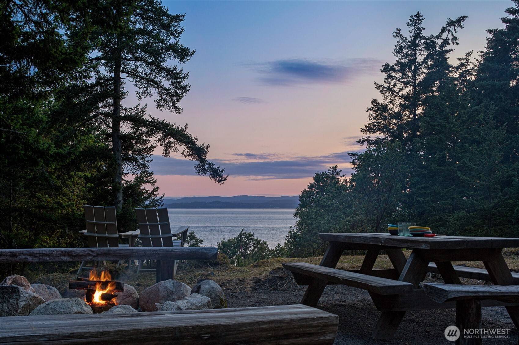 Friday Harbor, WA 98250,815 Carefree WAY