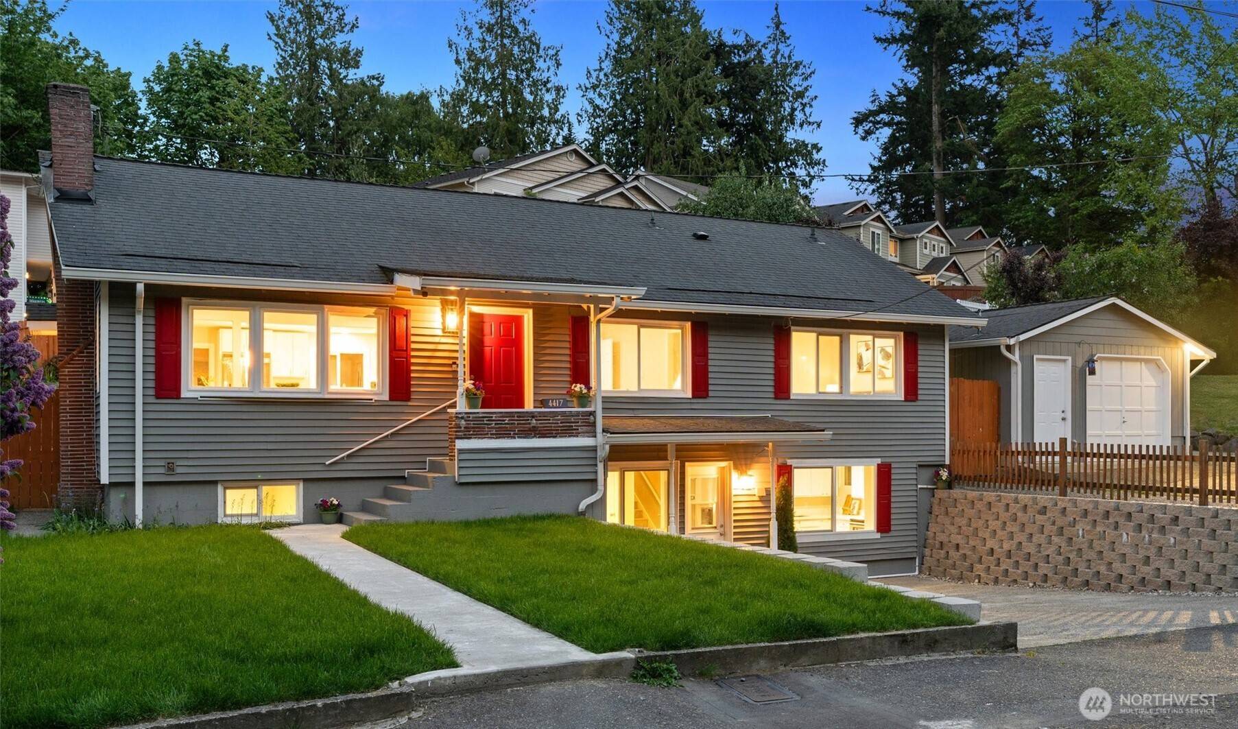 Everett, WA 98203,4417 Grand AVE